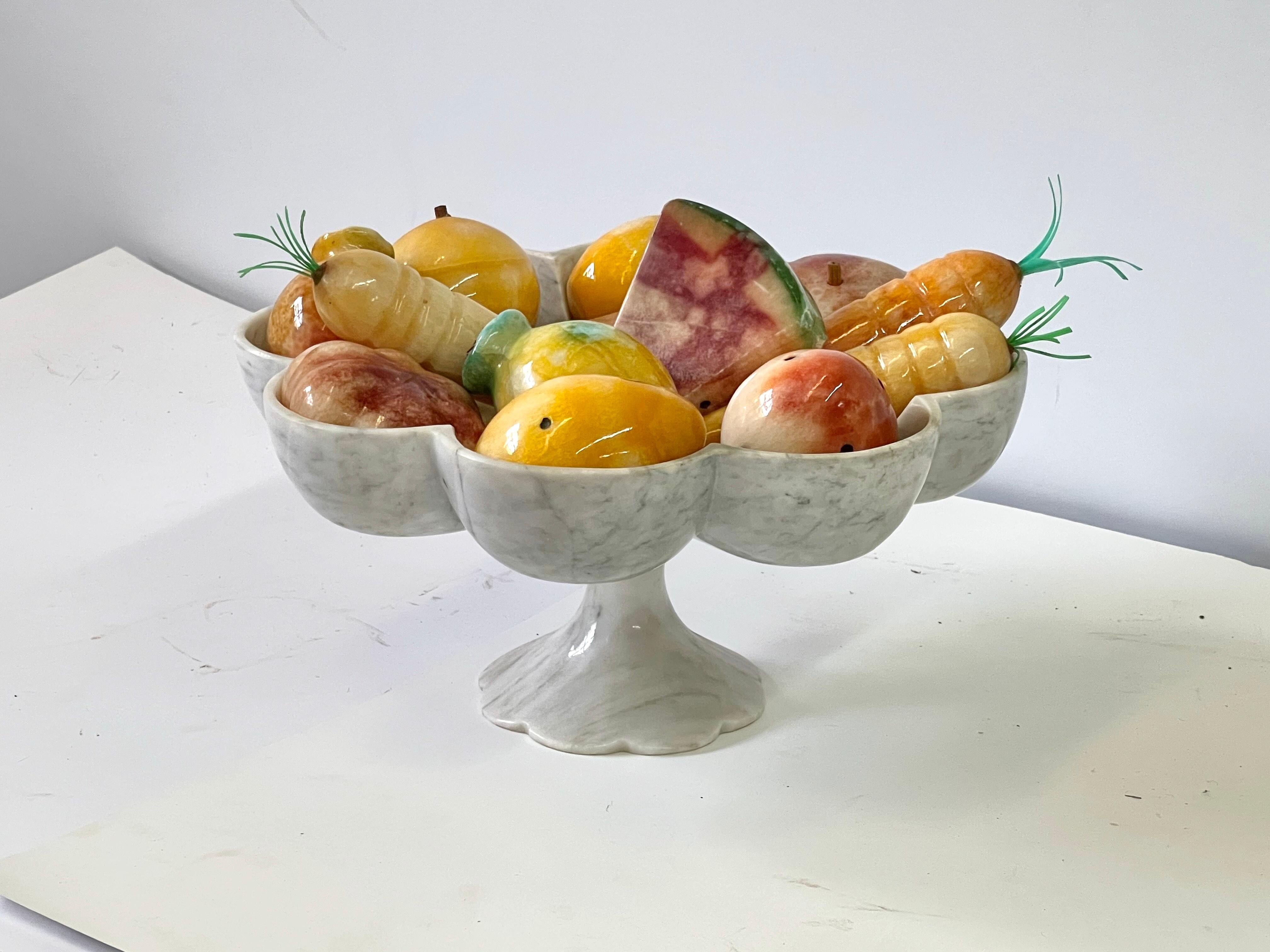 Italian 20th century beautifully scalloped tazza in gray and white marble. The tazza is holding a set of colorful fruits and vegetables of various polished marbles.