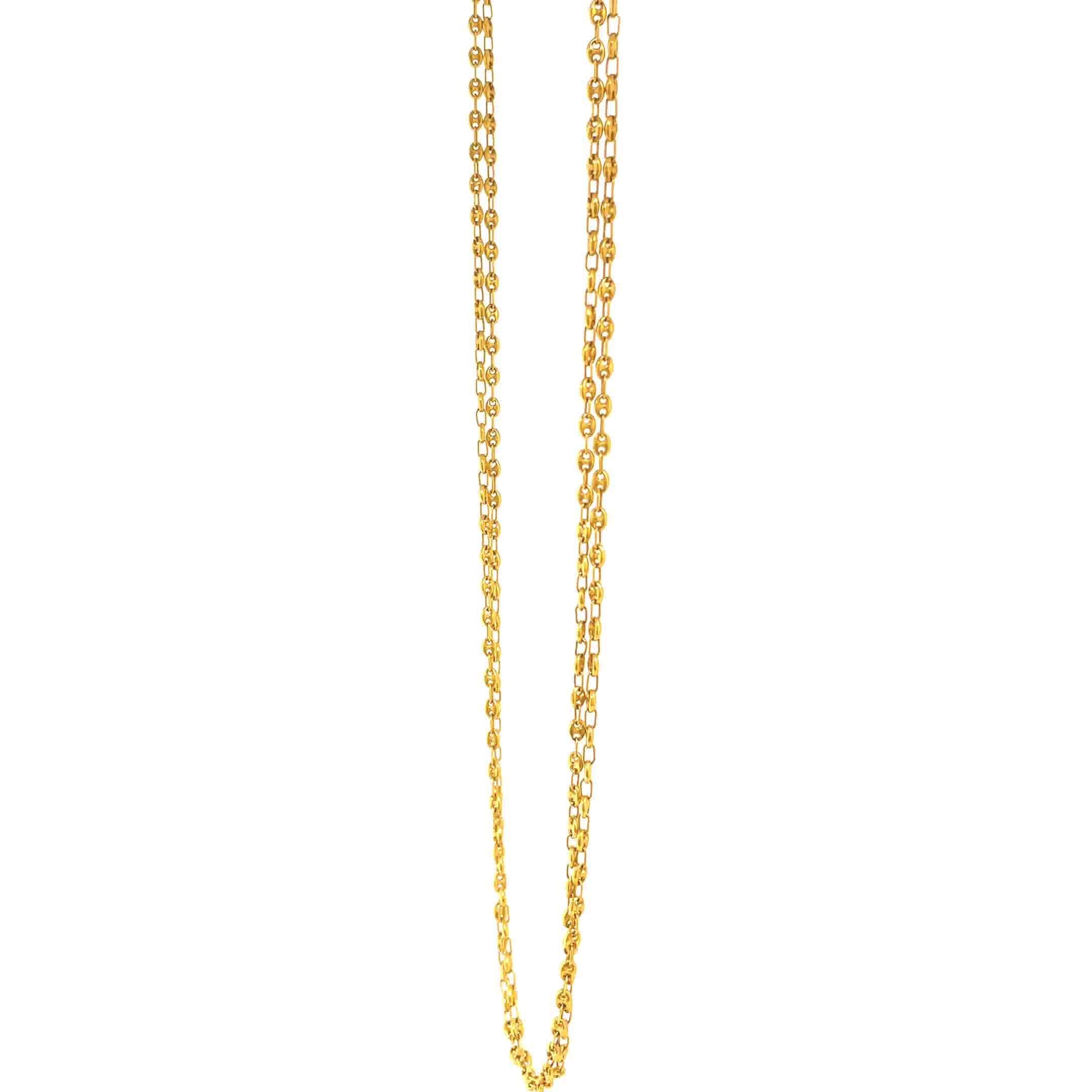 Are you looking to update your vintage jewelry collection? This year, chic, gold and stylish pieces are in the lead of all fashion trends. This necklace is a must have! Vintage Italian Mariner's Link Chain. Italian hallmarks. Length is 40 inches.