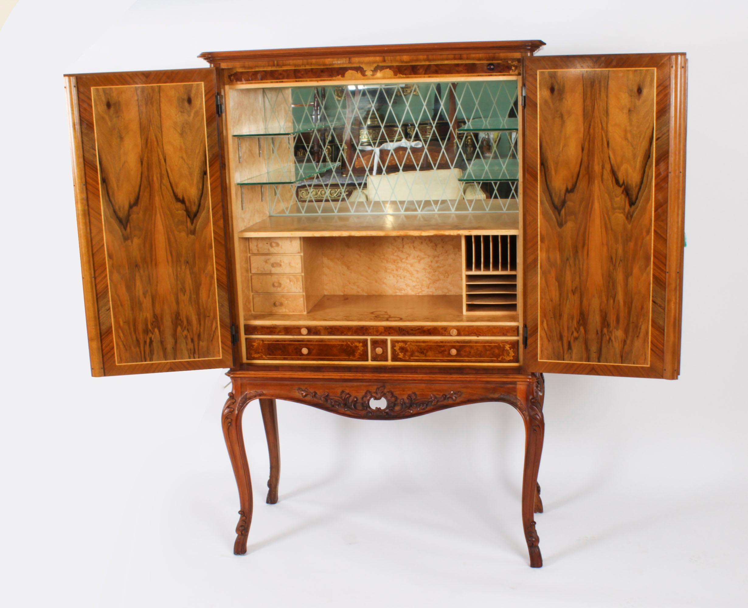 Vintage Italian Marquetry Inlaid Burr Walnut Cocktail Cabinet Mid Century For Sale 4