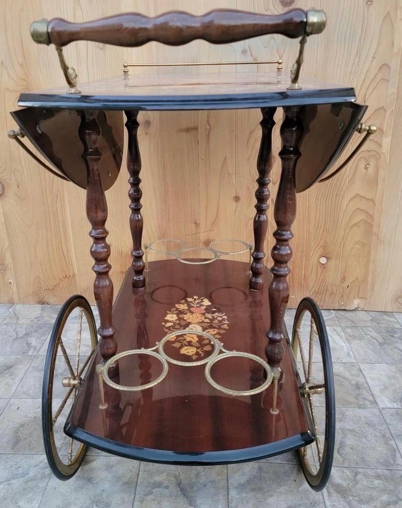 Vintage Italian Marquetry Two Tier Drop-Leaf Dessert/Bar Cart Trolley In Good Condition For Sale In Chicago, IL