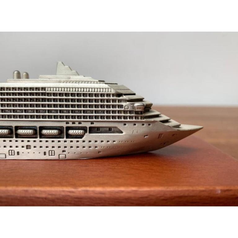 Modèle de bateau de croisière italien Costa Pacifica, années 1990 en vente 6