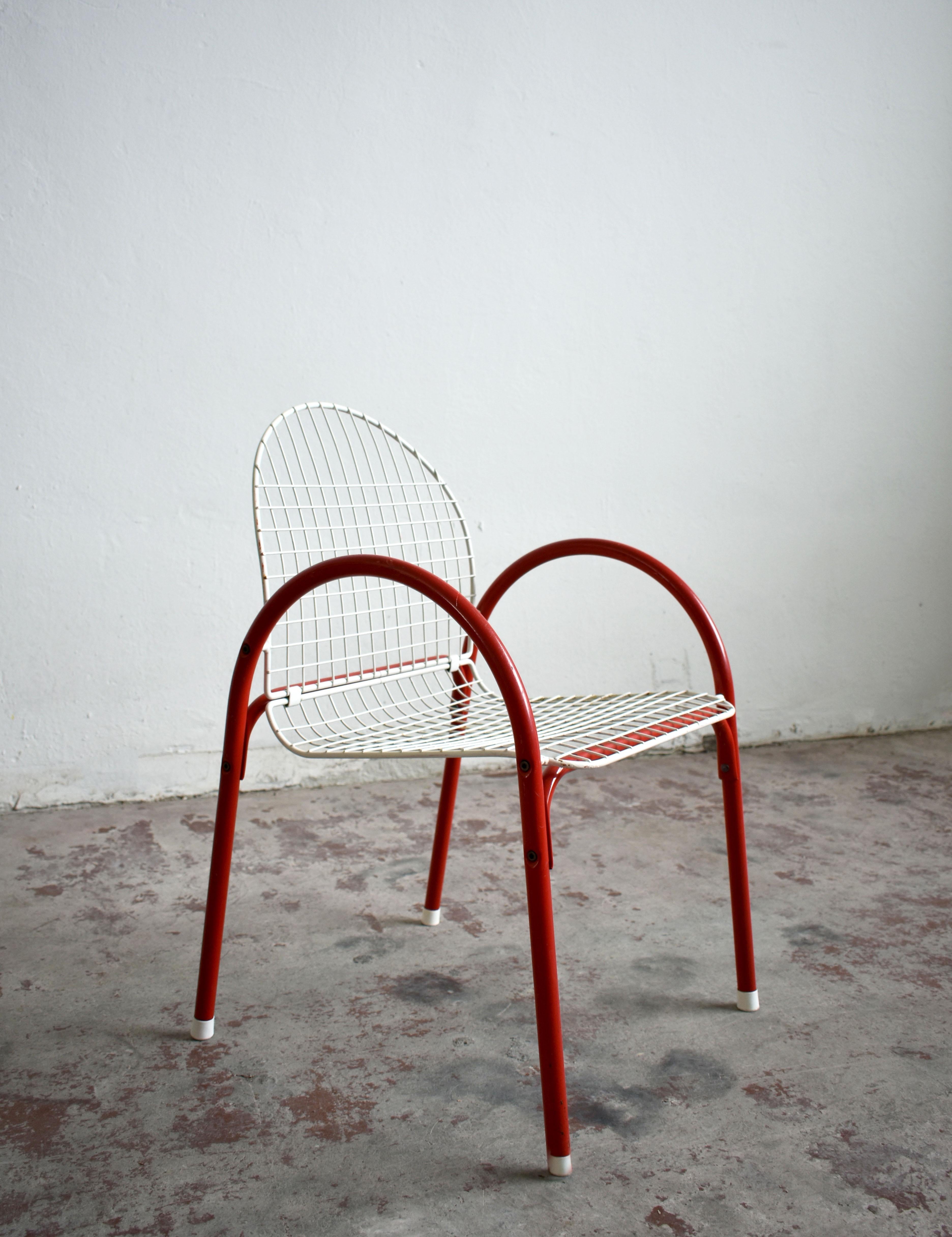 Lacquered Vintage Italian Metal Wire Mesh Garden Chair, 1980s Pop Art Postmodern