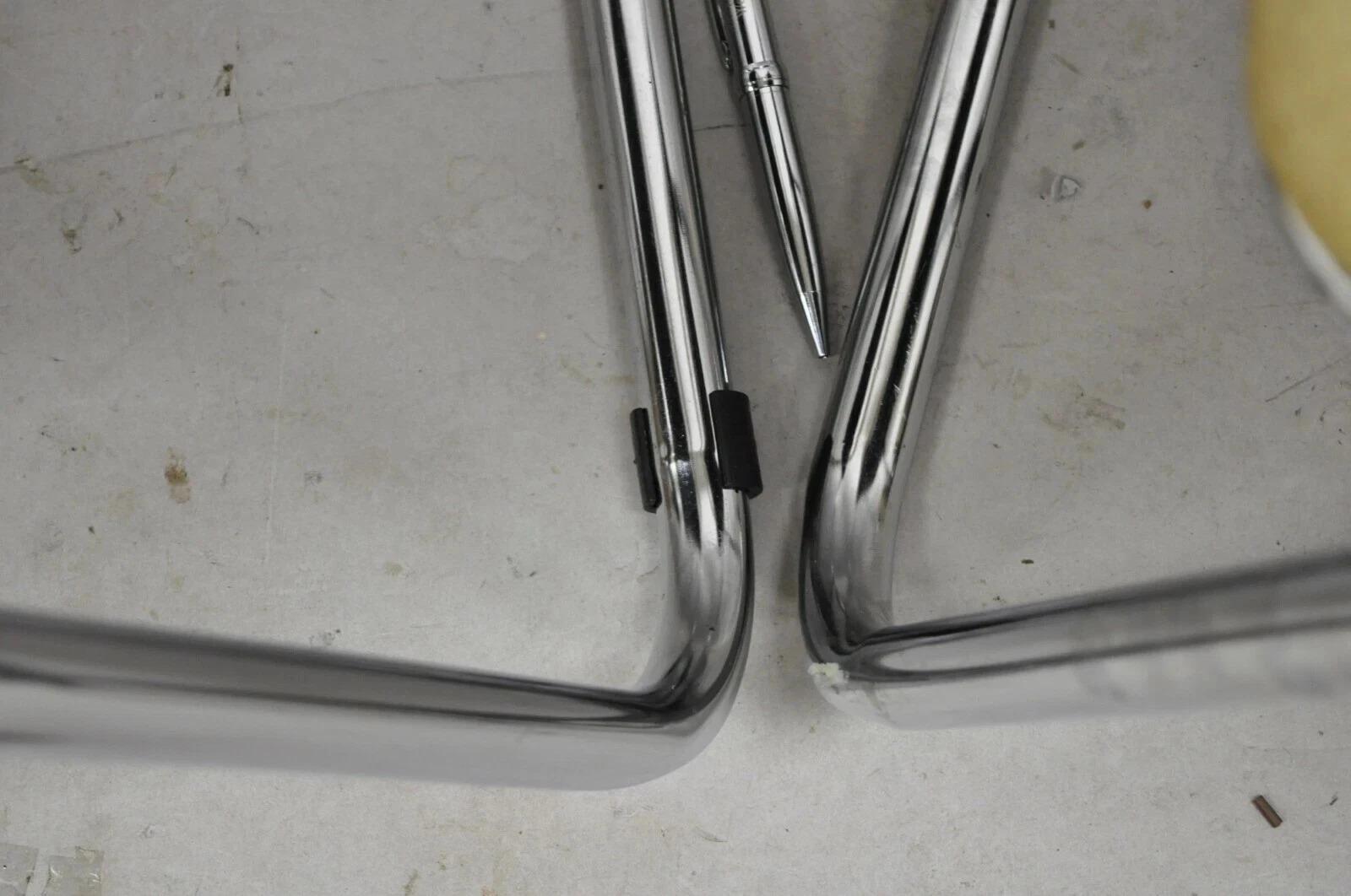 Vintage Italian Mid Century Chrome Upholstered Folding Game Chairs - Set of 4 en venta 1