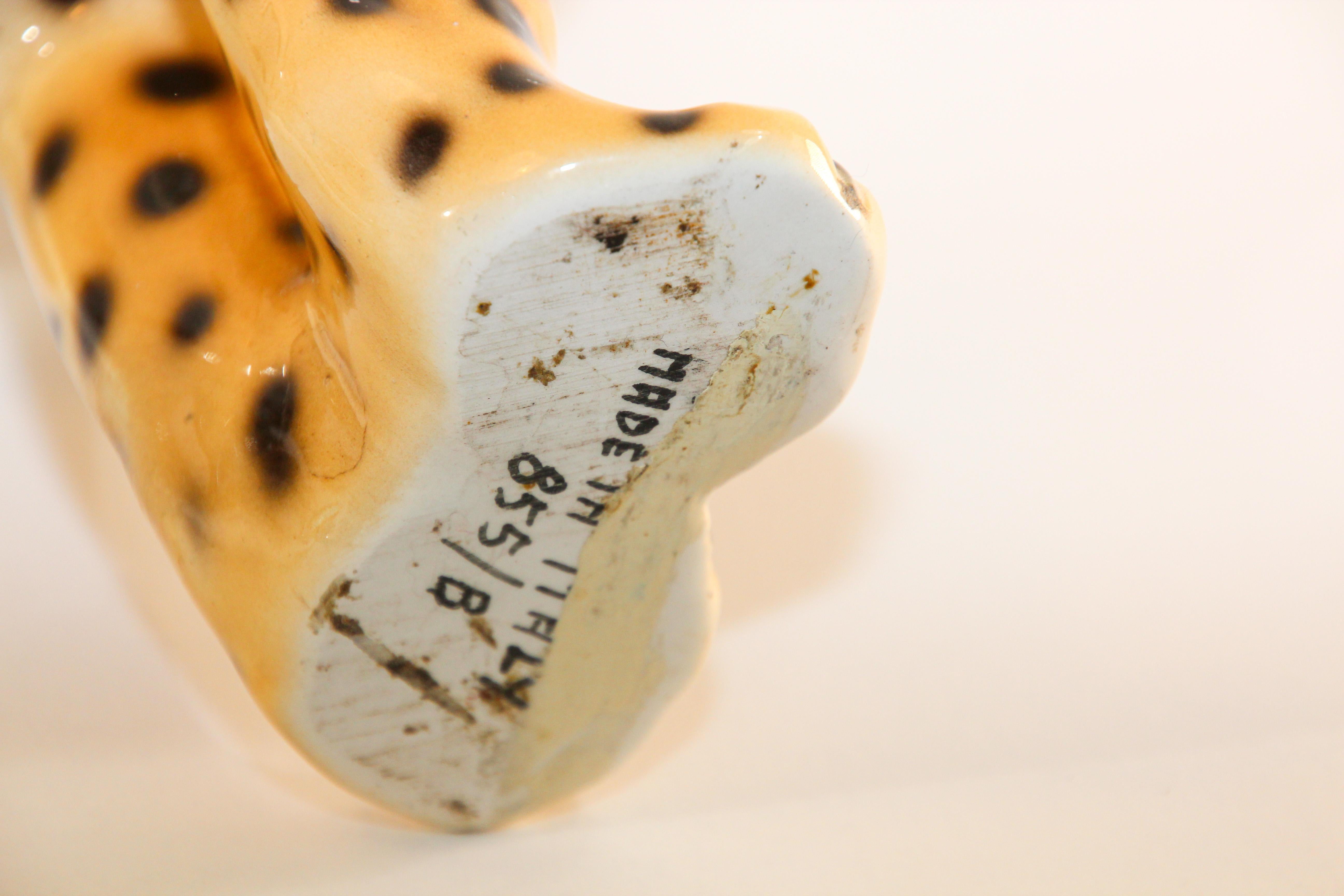 Sculpture de léopard italienne vintage en porcelaine émaillée du milieu du siècle dernier en vente 10