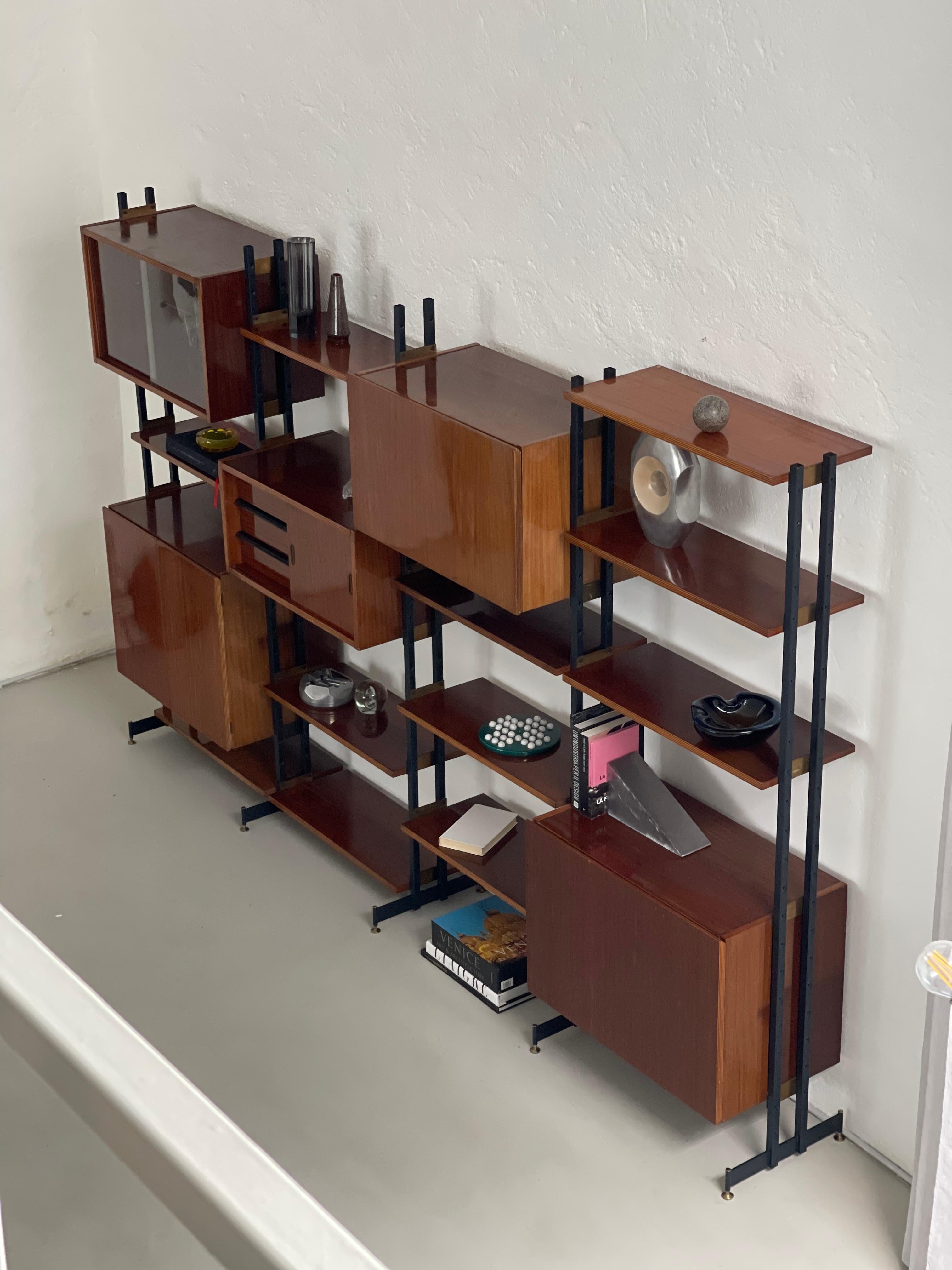 Vintage Italian Mid-Century Moder 1960s large modular bookcase, metal ...