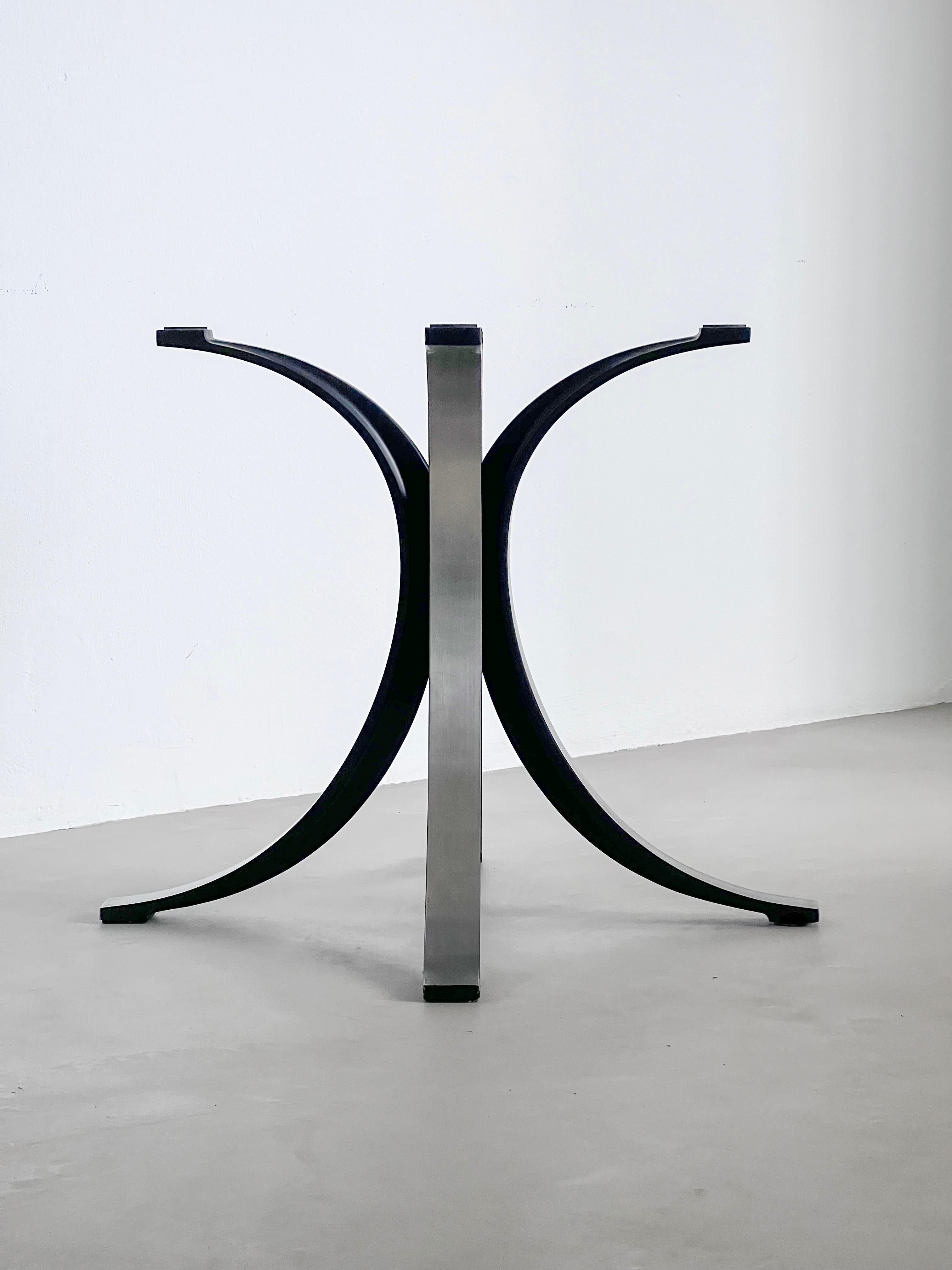 Mid-Century Modern Vintage Italian Mid Century Modern Dining Table in Aluminium, Smoked Glass Top For Sale