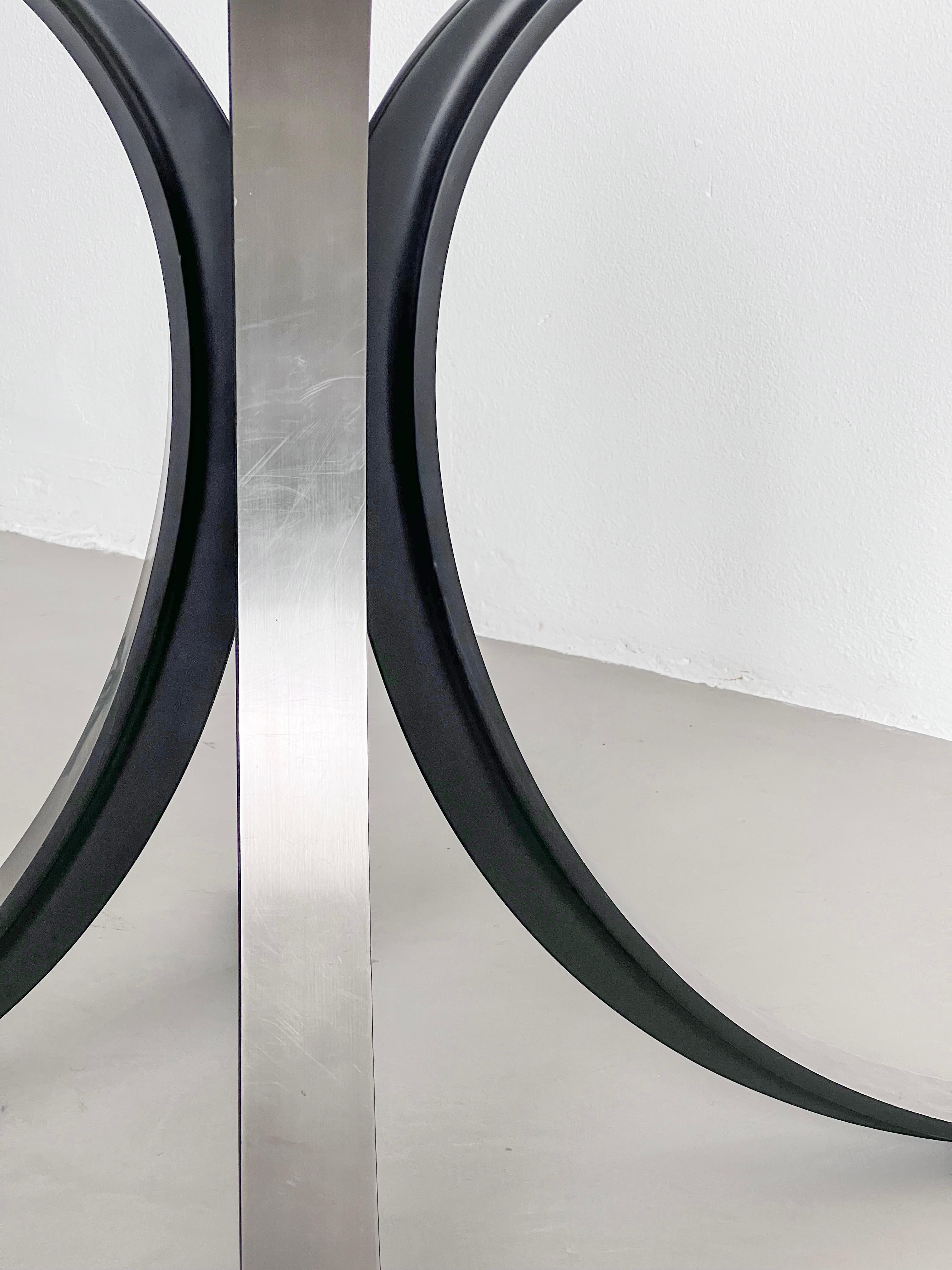 Vintage Italian Mid Century Modern Dining Table in Aluminium, Smoked Glass Top In Good Condition For Sale In Milano, IT