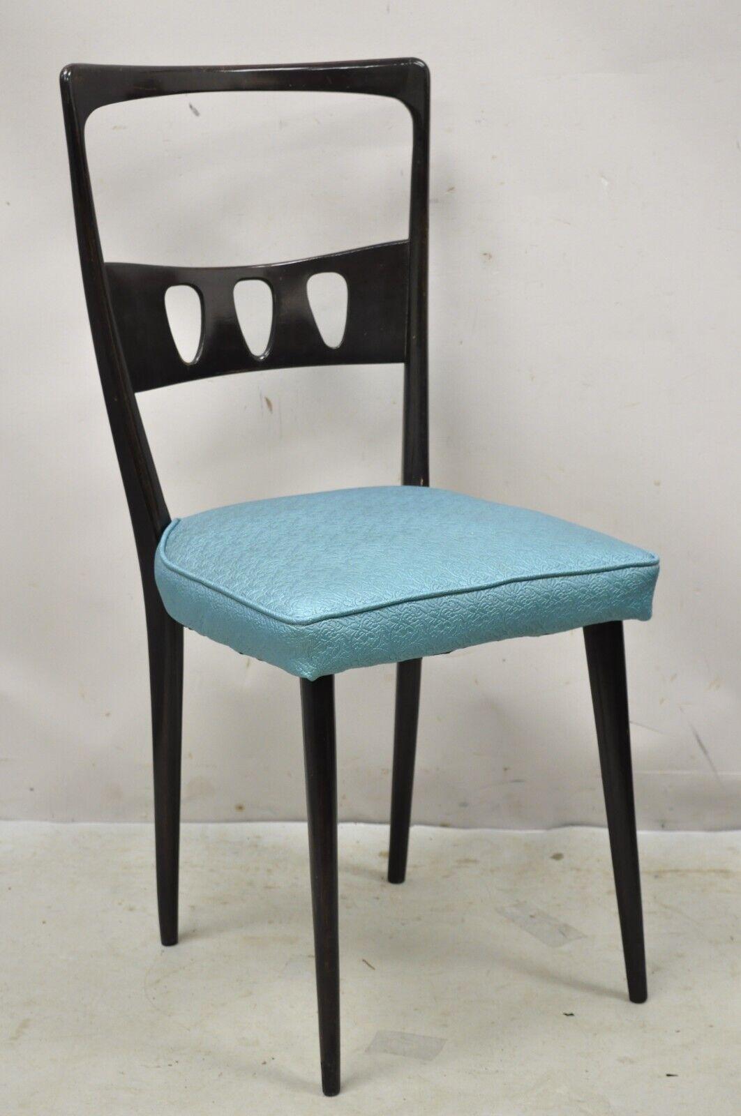 Vintage Italian Mid Century Modern Ico Parisi Style Dining Chairs - Set von 4. Artikel verfügt über Massivholz-Rahmen, verjüngte Beine, sehr schöne Vintage-Set, Qualität Handwerkskunst, großen Stil und Form, Set kann stehen zu werden nachgearbeitet