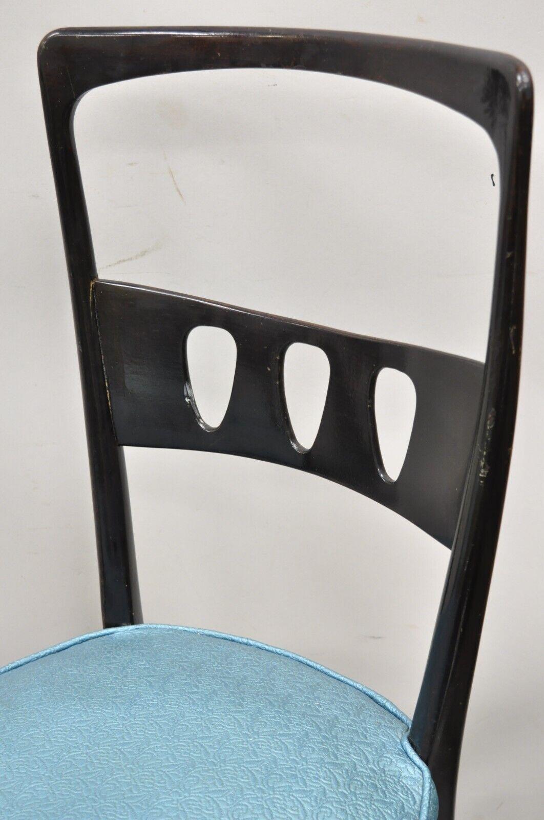 Vintage Italian Mid-Century Modern Ico Parisi Style Dining Chairs, Set of 4 In Good Condition For Sale In Philadelphia, PA