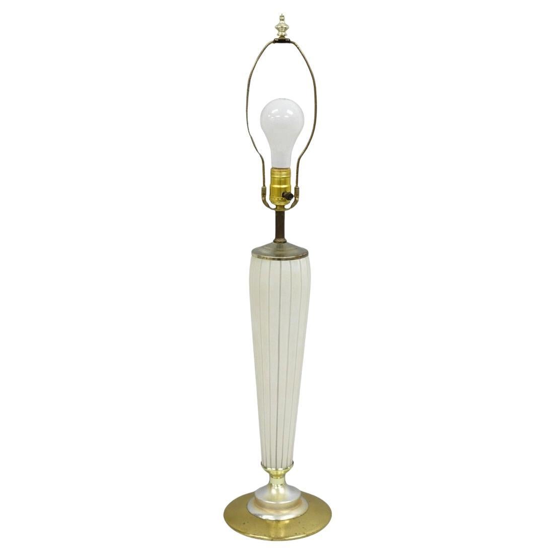 Lampe de bureau italienne Art déco mi-siècle moderne en verre effilé en vente