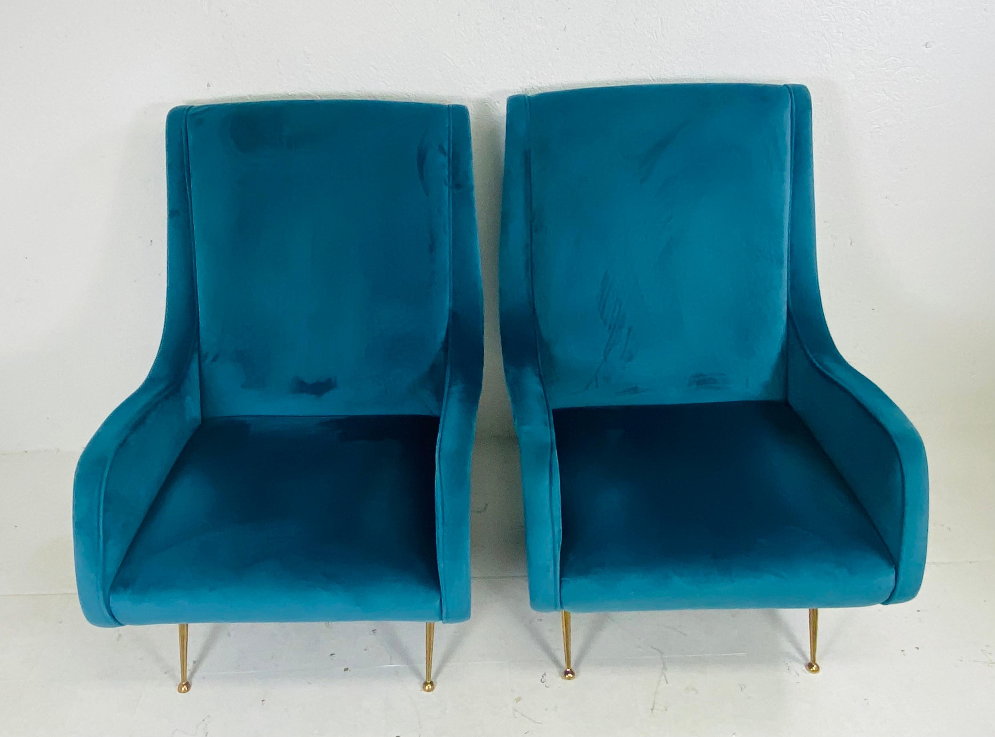 Vintage Italian mid-century style arm shares/club chairs In Good Condition In Allentown, PA