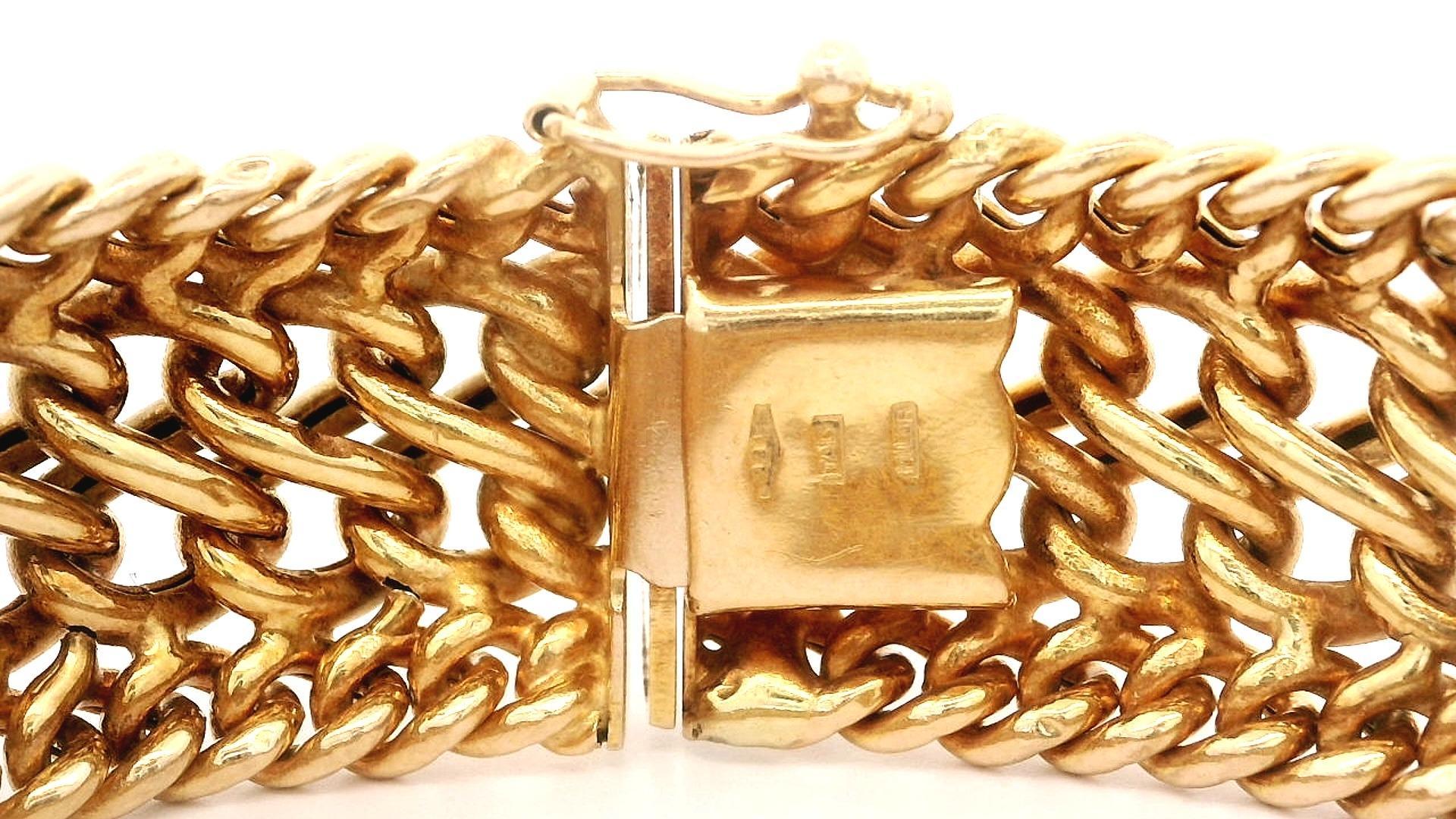 Women's Vintage Italian Milor 14k Yellow Gold Wide Domed Interlocking Curb Link Bracelet