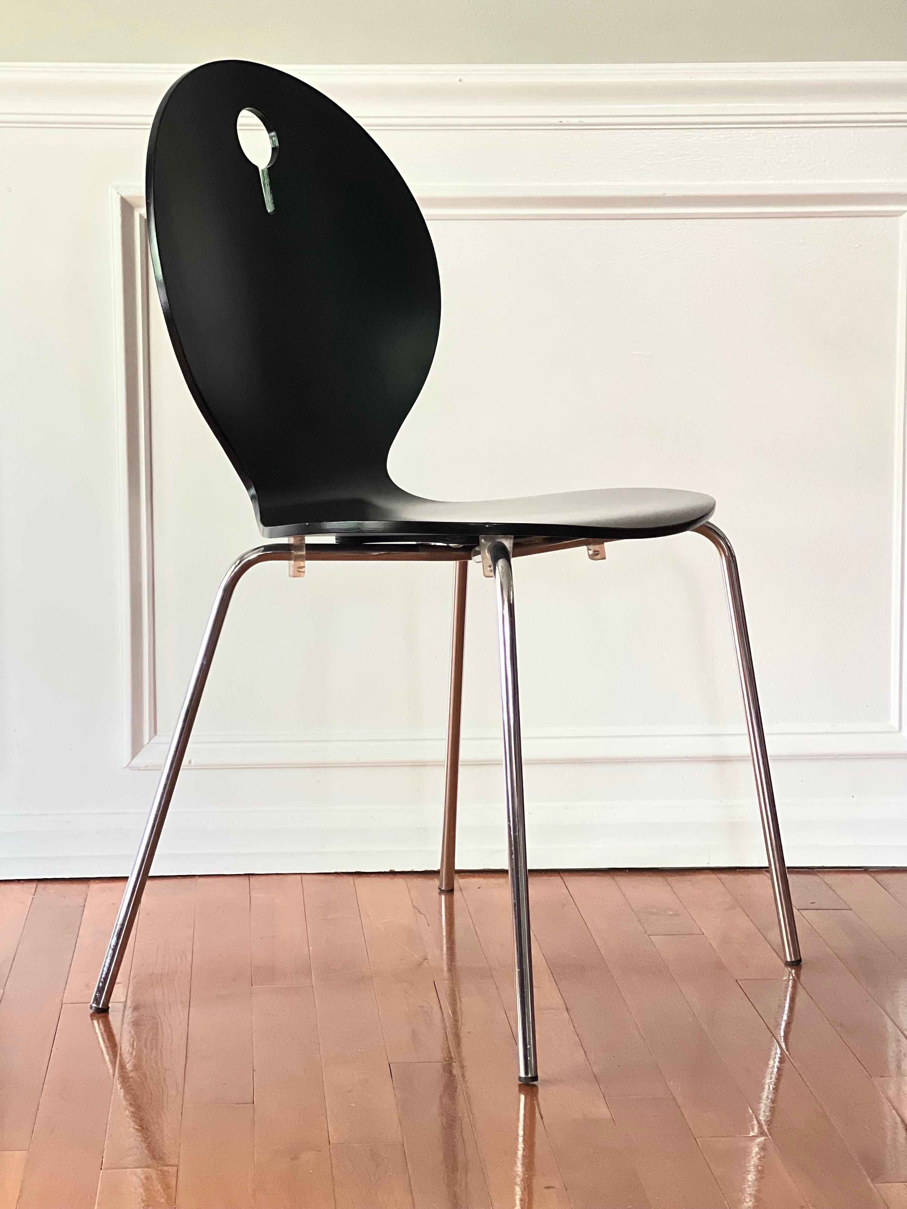 Italienische moderne stapelbare Vintage-Stühle aus Bugholz von Calligaris, 4er-Set (Chrom) im Angebot