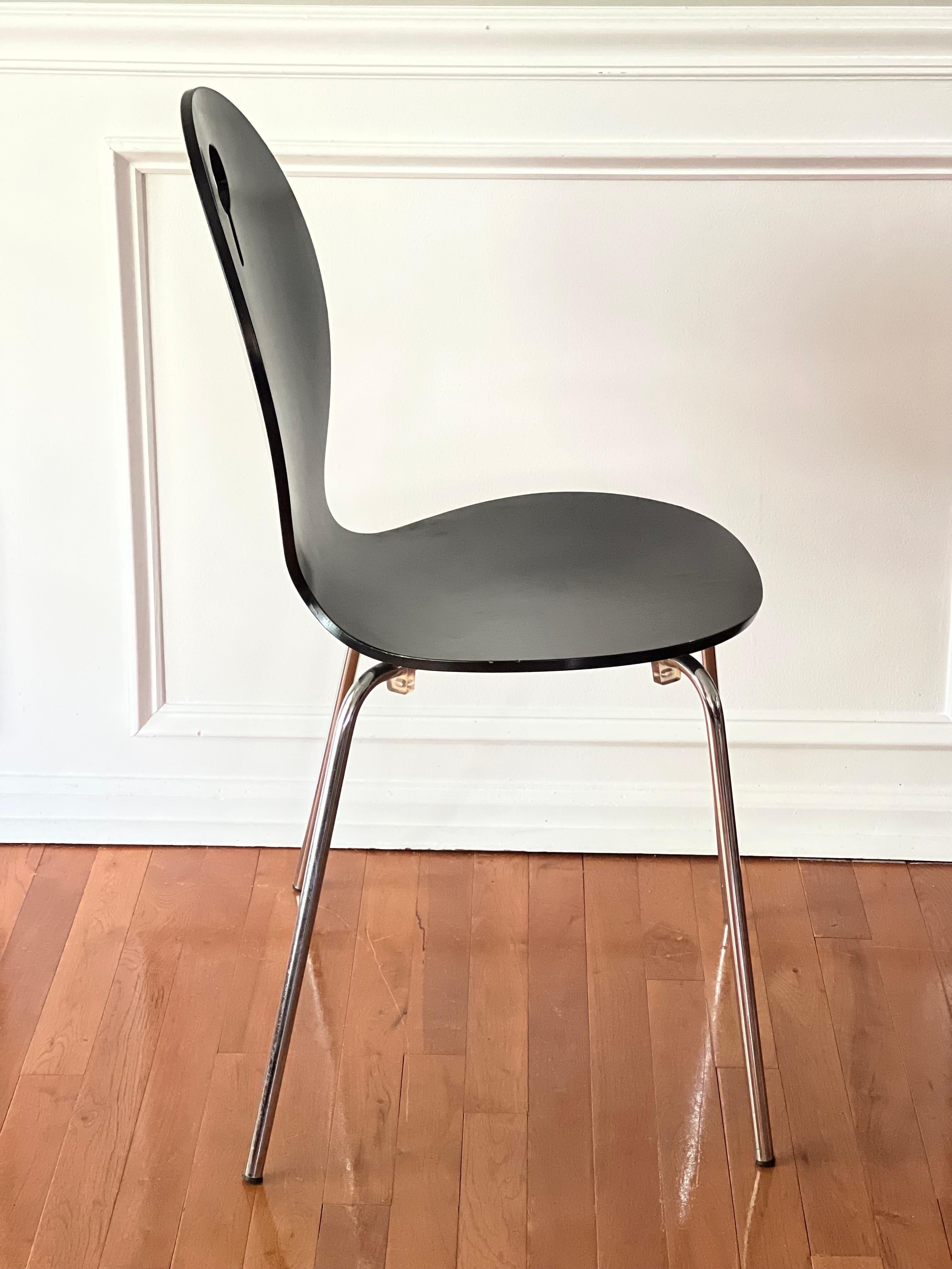 Vintage Italian Modern Bentwood Stackable Chairs by Calligaris, Set of 4 For Sale 3