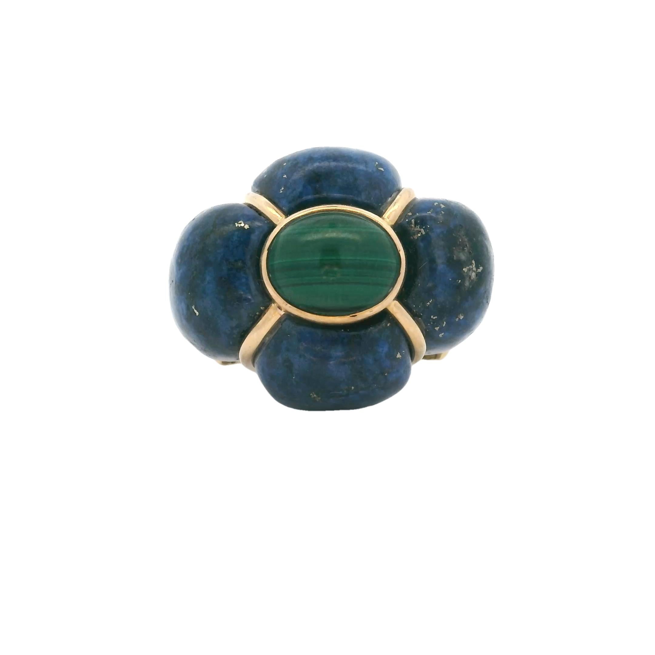 da uomo o donna Anello modernista italiano d'epoca in oro 18 carati con malachite e lapis, circa anni '70 in vendita