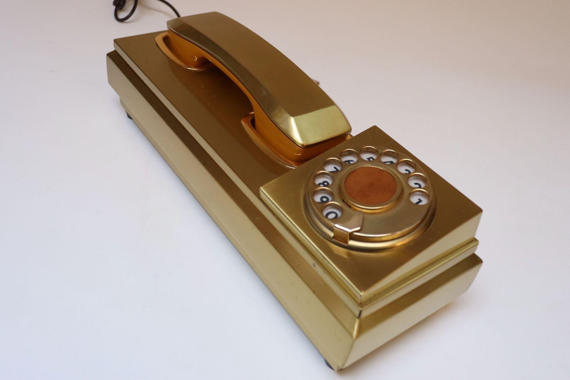 Vintage Italian Modernist Gold Aluminum Rotary Telephone by CR Telefonia For Sale 13