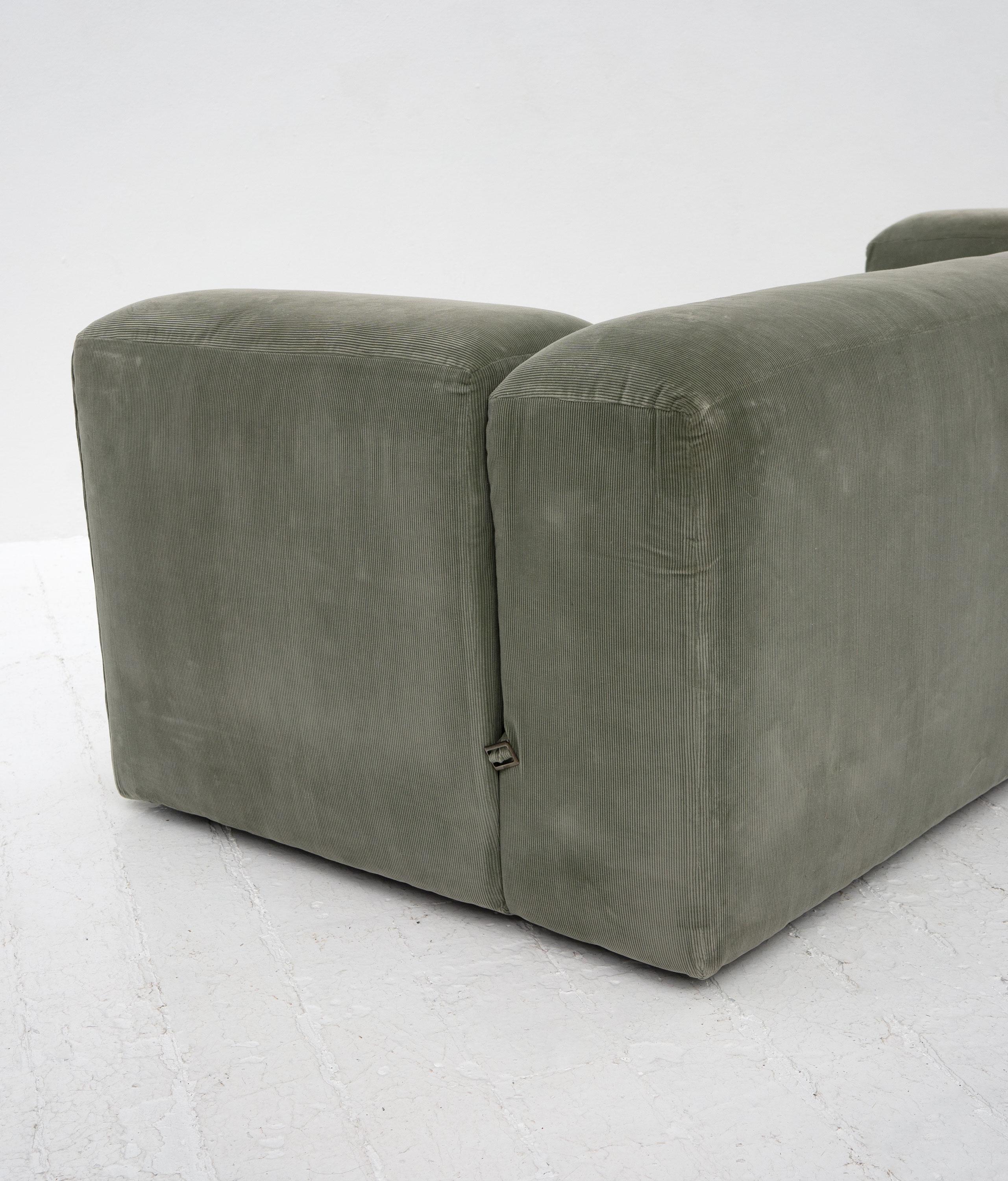 Modulares italienisches Vintage-Sofa nach Mario Bellini im Angebot 1