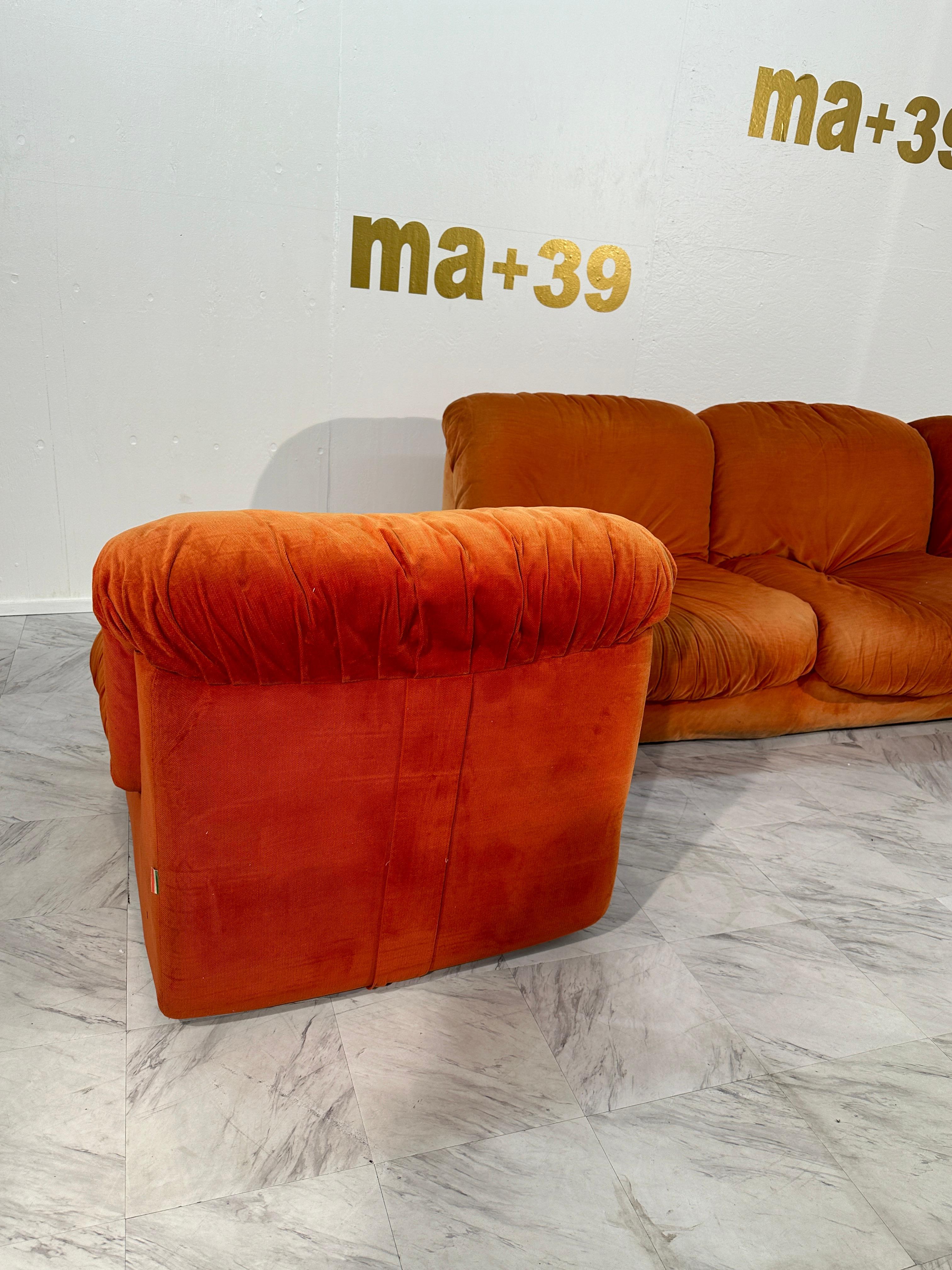 The Vintage Italian Modular Sofa from Airborne, originating in 1960s Italy, is an iconic piece of mid-century modern design. This sofa is characterized by its modular construction, allowing for flexibility in arrangement to suit various spaces and