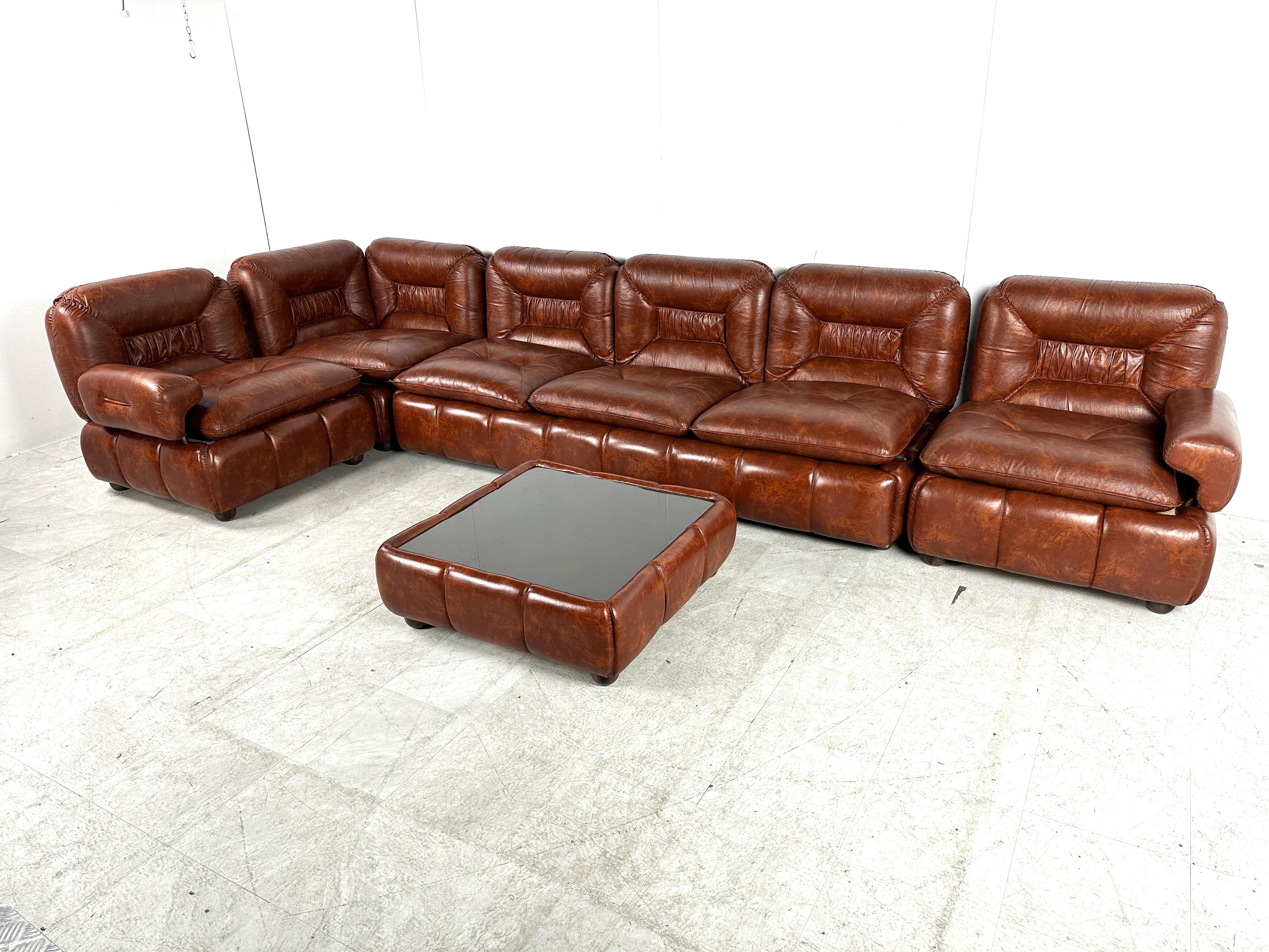 Mid-Century Modern Vintage italian modular sofa set, 1970s For Sale
