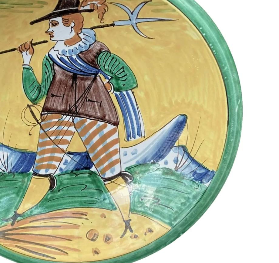 Vintage Italian Montelupo Maiolica Pottery Charger In Good Condition For Sale In Bradenton, FL