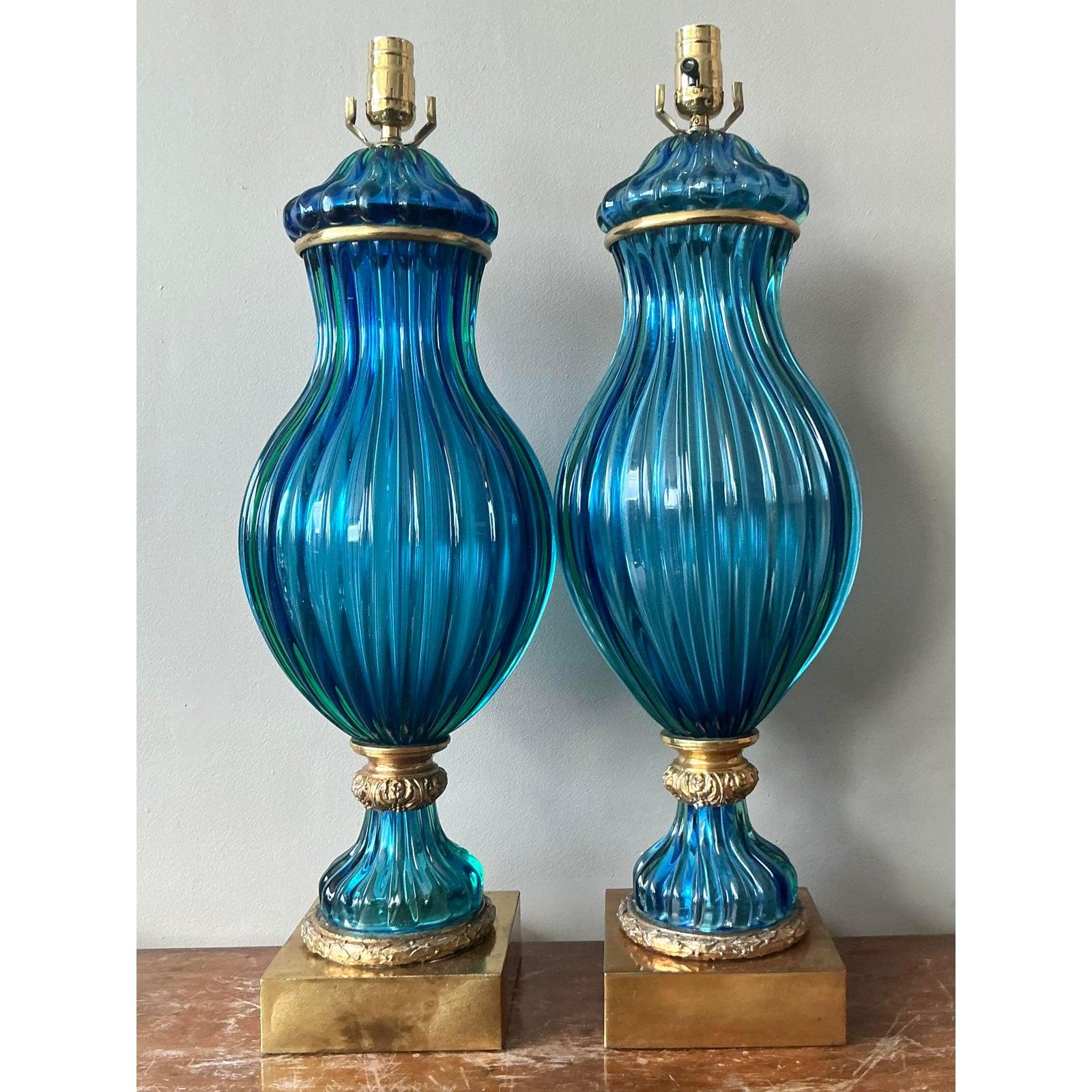 Italiano Vintage Italian Lamps monumentali in vetro artistico di Murano - una coppia in vendita