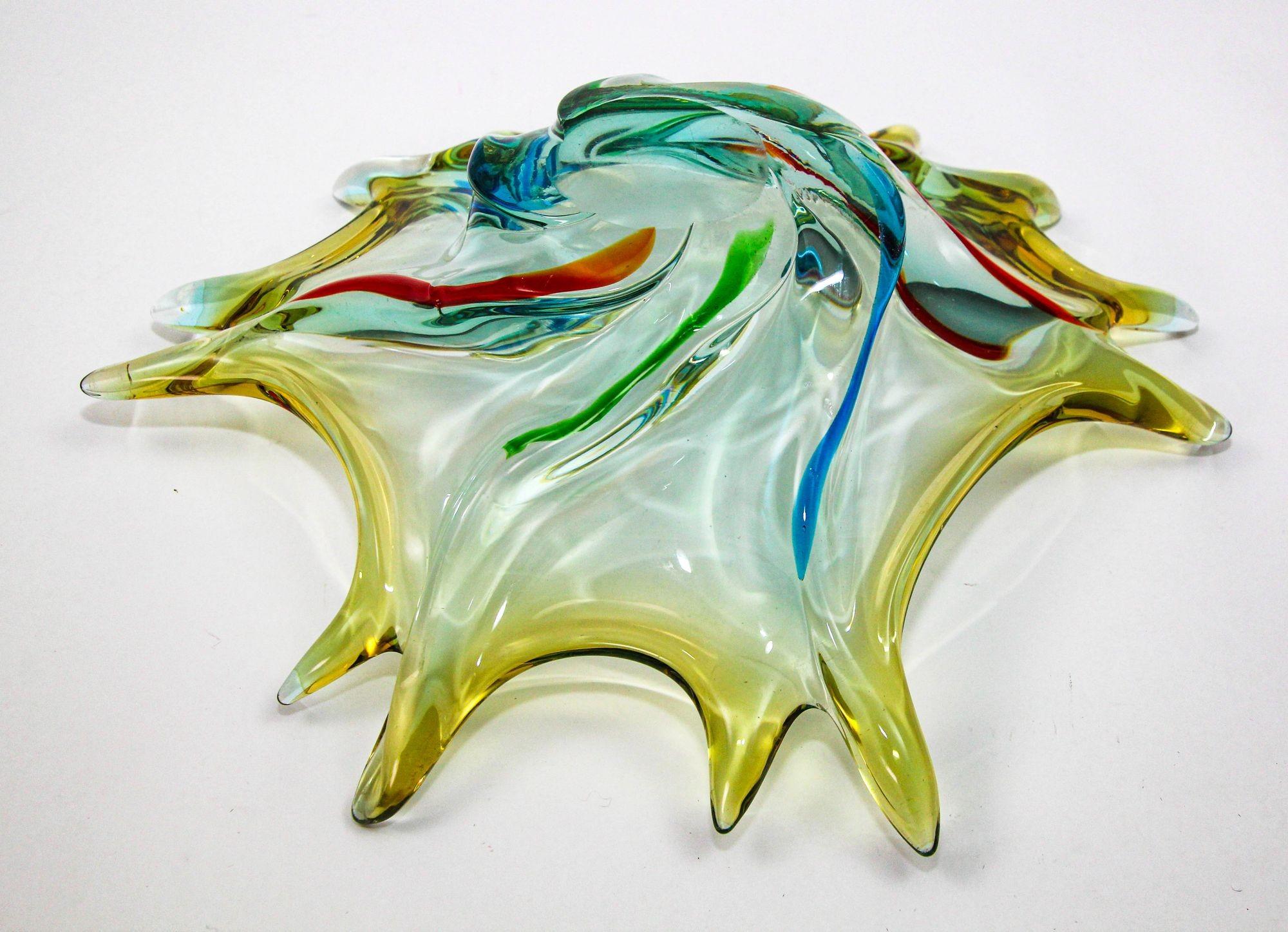 Vintage Italian Murano Art Glass Fruit Bowl Sculptural Centerpiece 1960s For Sale 5