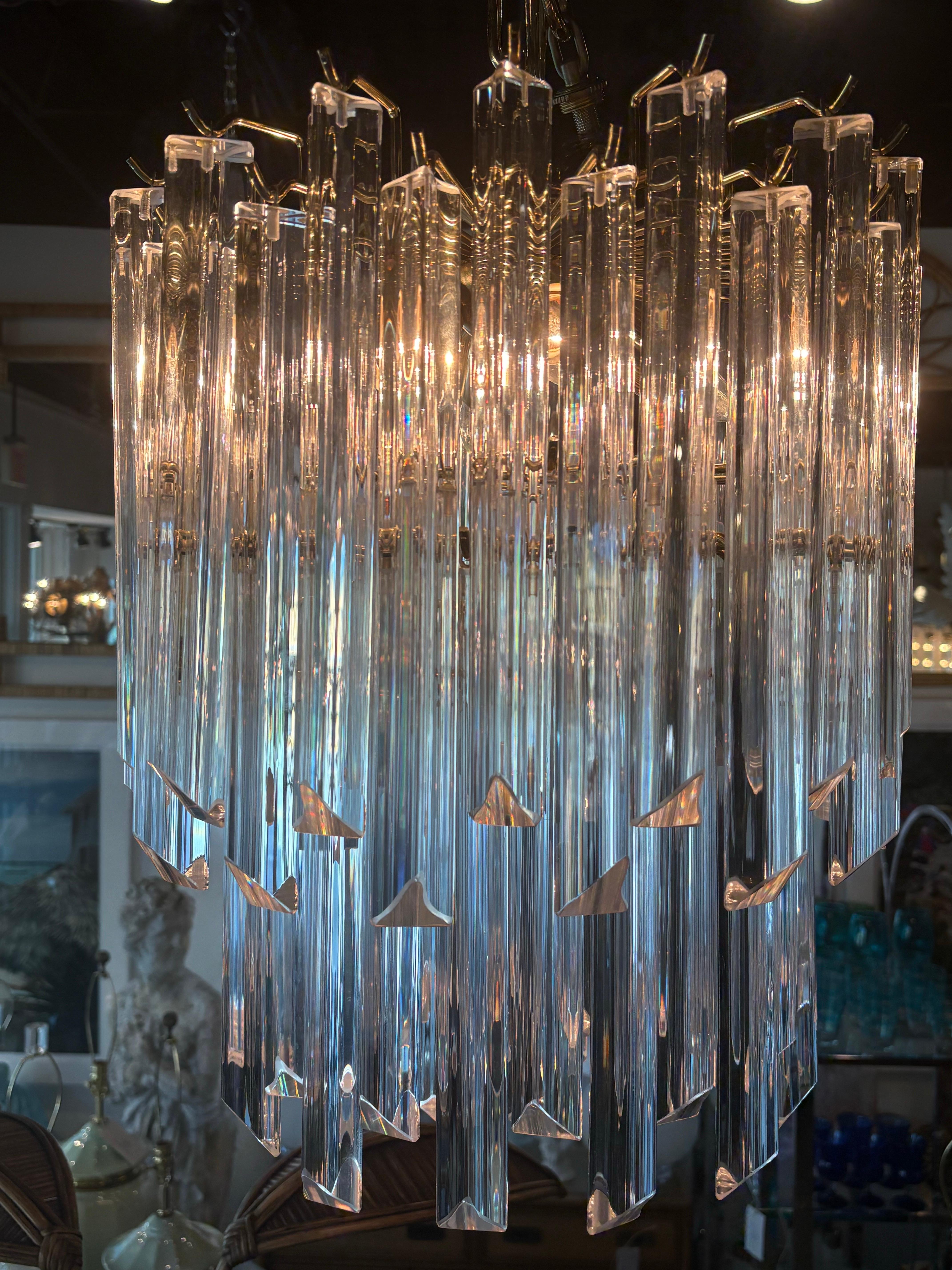 Vintage Italian Murano Camer Trilobi Venini Glass Chandelier 5 Luces Latón en venta
