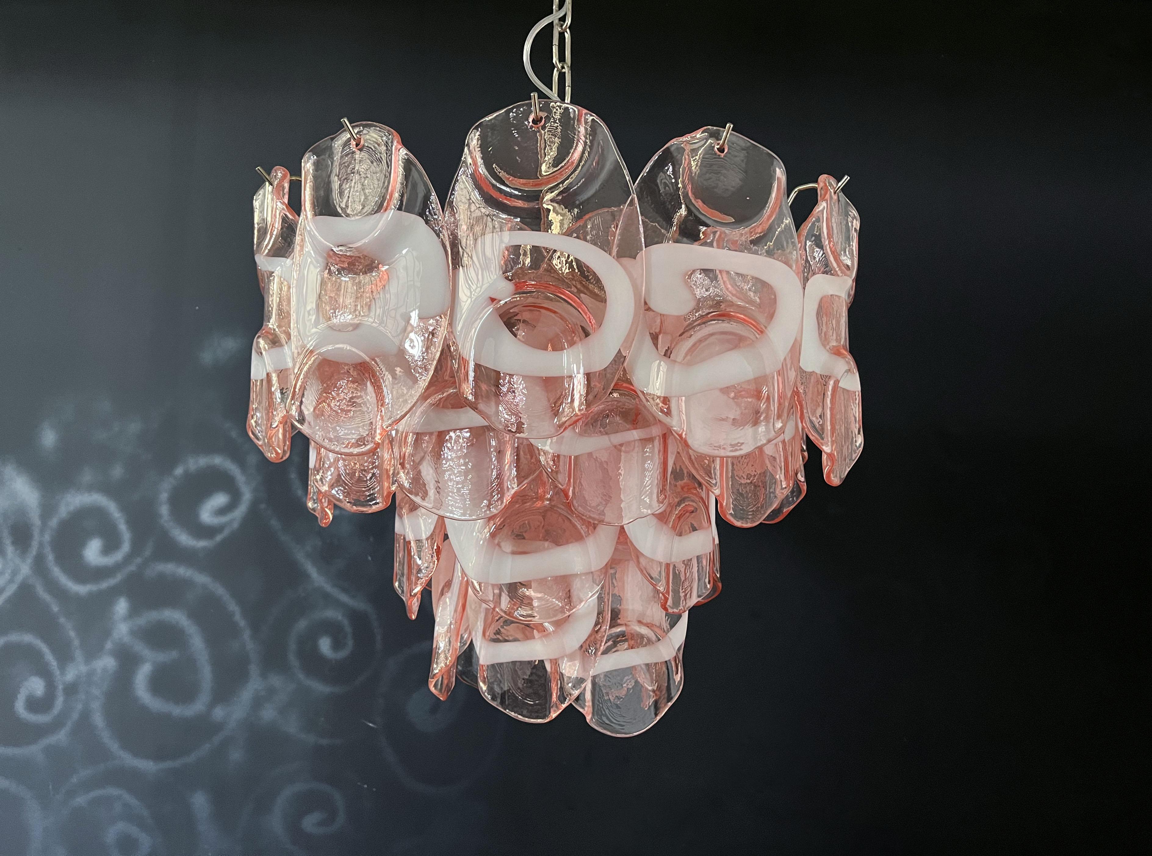 Mid-Century Modern Vintage Italian Murano Chandelier Lamp, 36 Pink Glasses For Sale