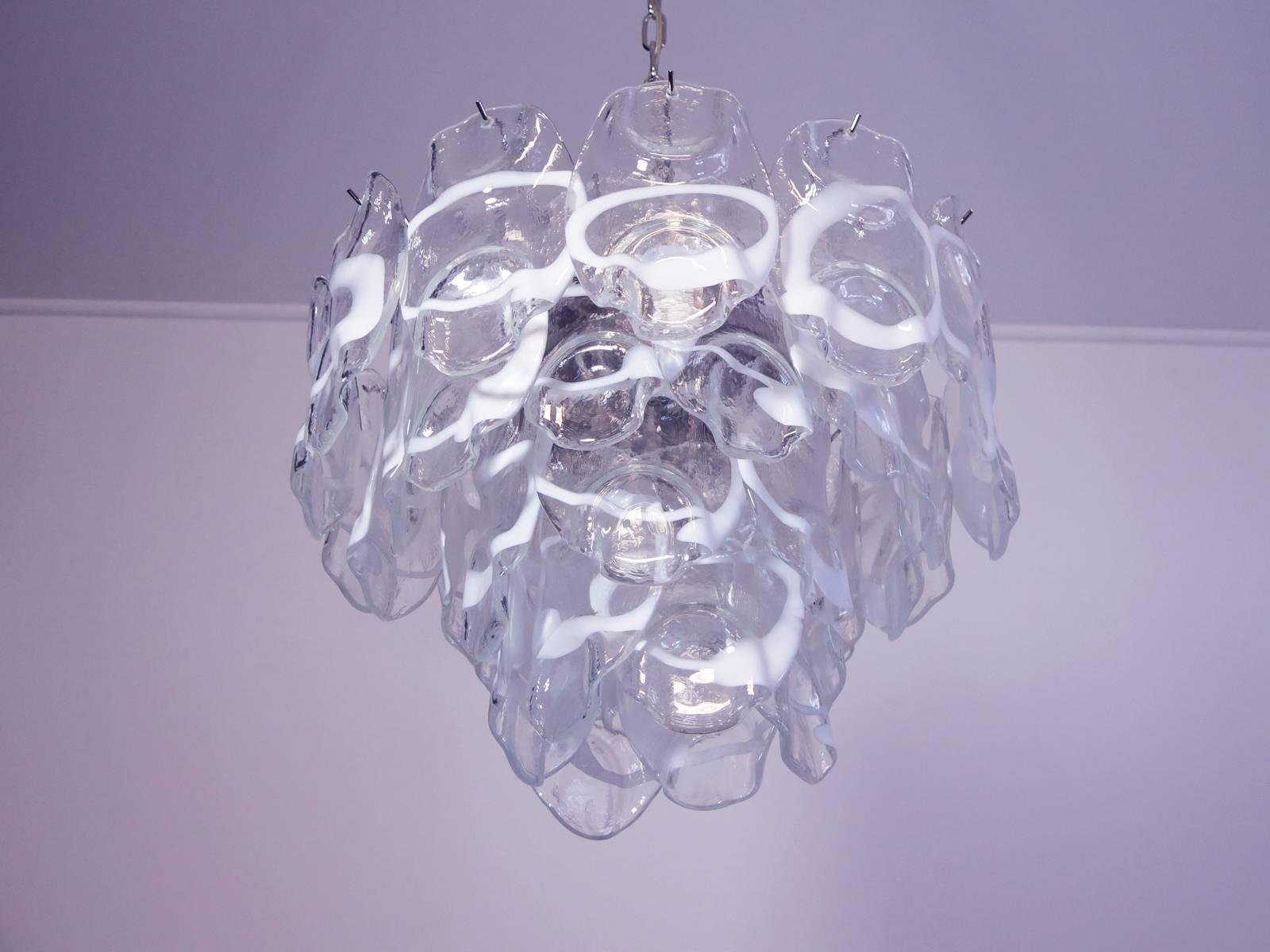 Italienische Murano-Kronleuchterlampe im Vistosi-Stil, 36 Gläser im Zustand „Hervorragend“ im Angebot in Gaiarine Frazione Francenigo (TV), IT