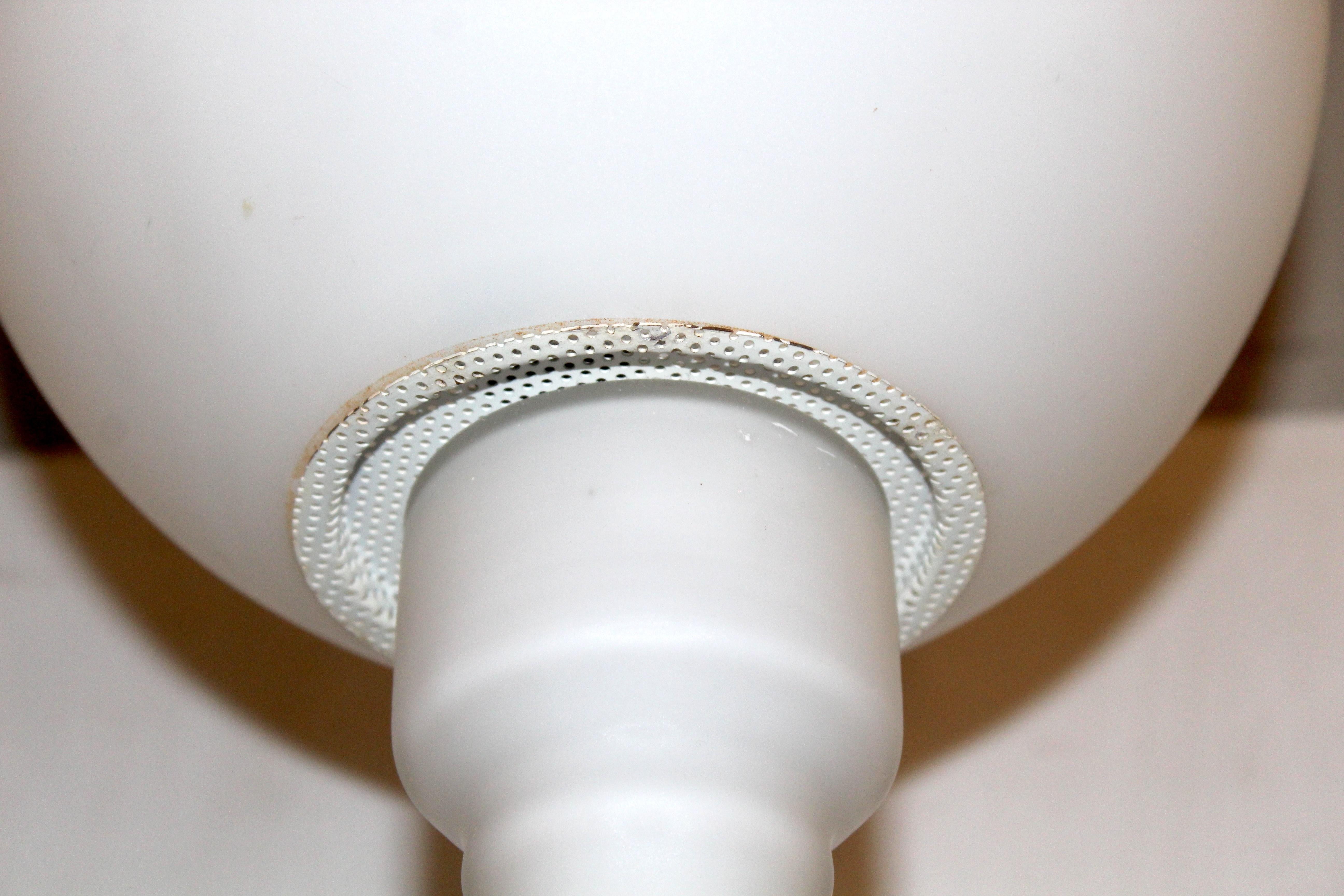 Mid-Century Modern Vintage Italian Murano Frosted Glass Lamp For Sale