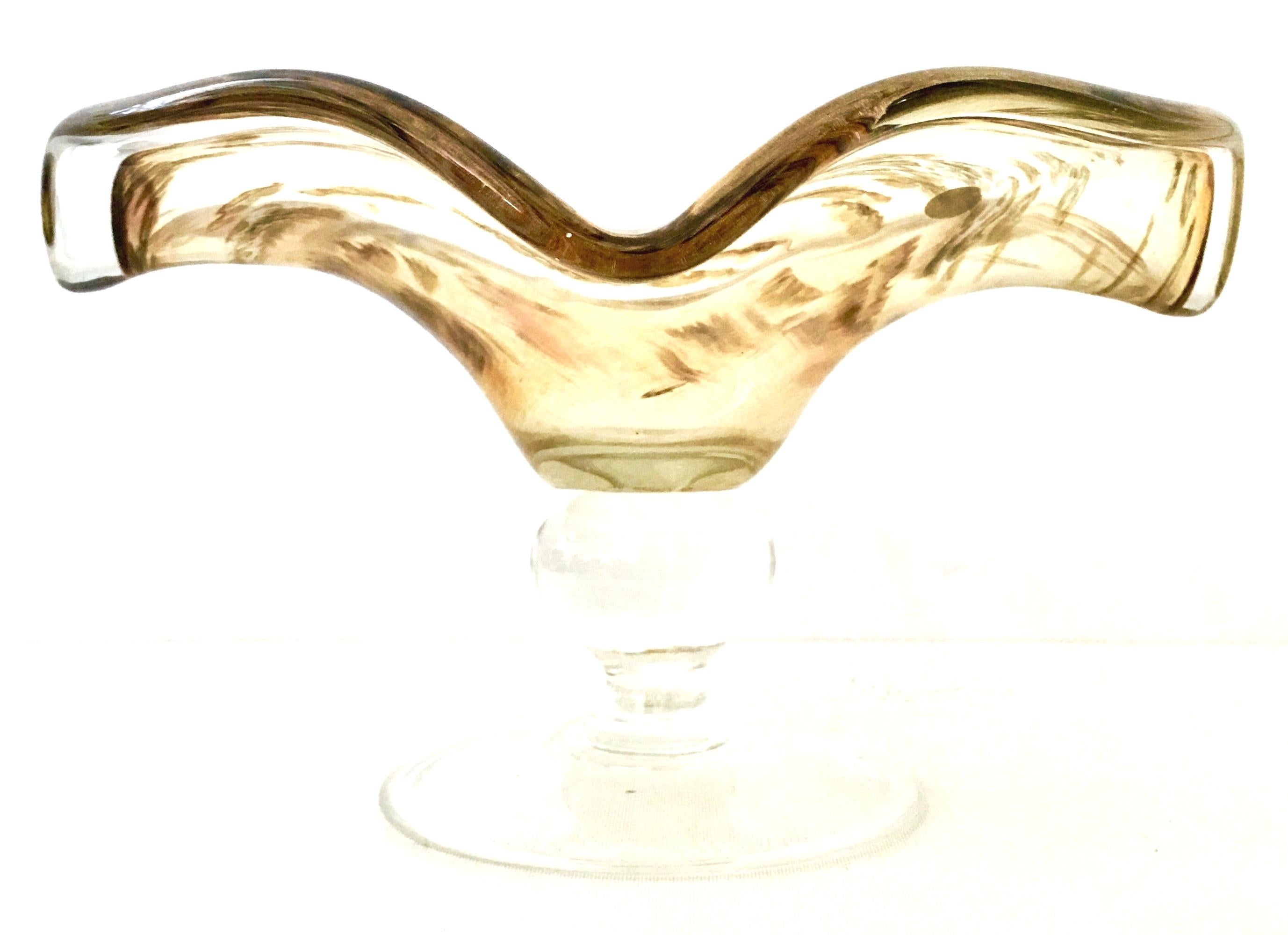Vintage Italian Murano Glass & Copper Inclusion Footed Center Bowl In Good Condition For Sale In West Palm Beach, FL