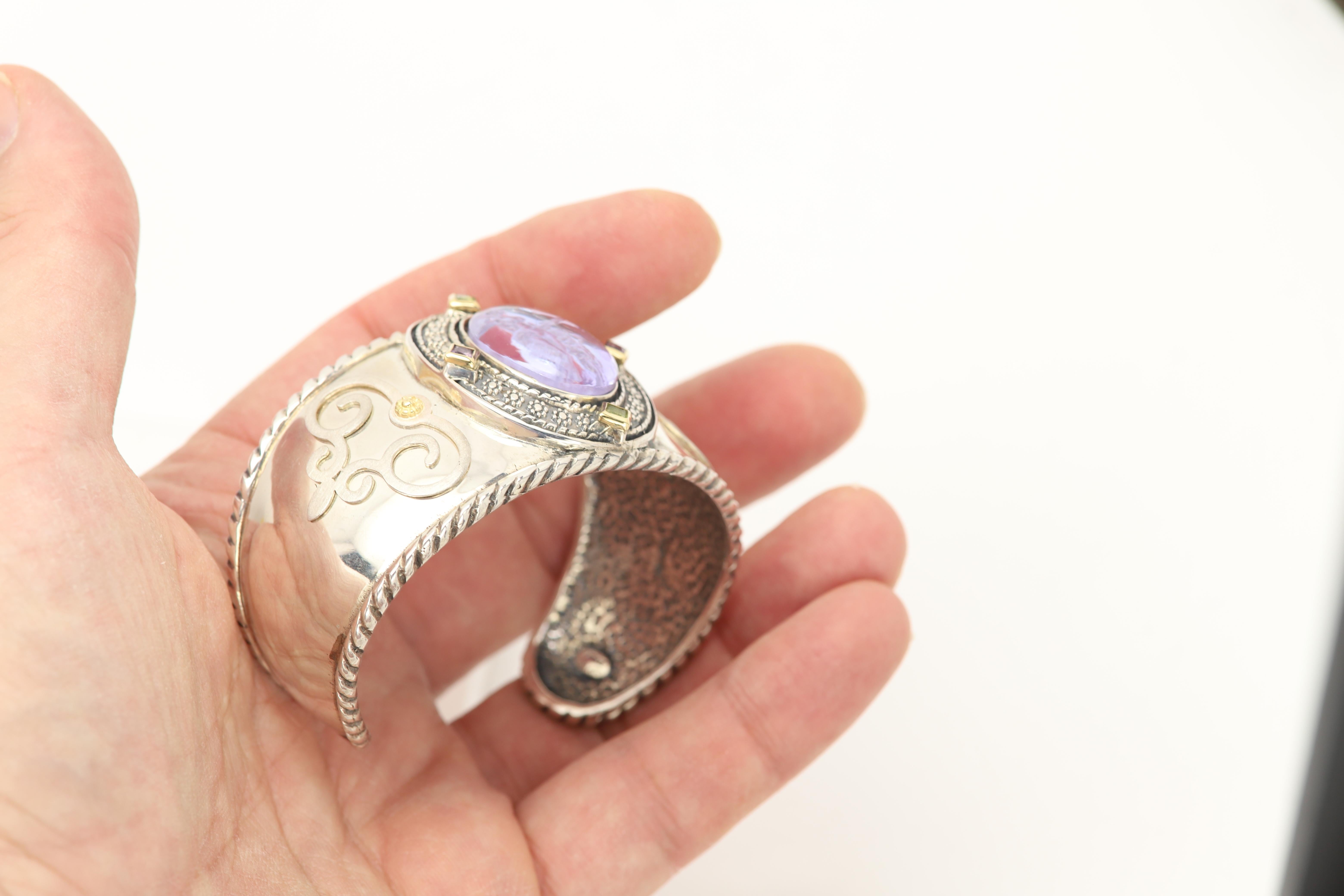 Women's or Men's Vintage Italian Murano Glass Cuff Bracelet Cameo of Venus and Cupid Goddess For Sale
