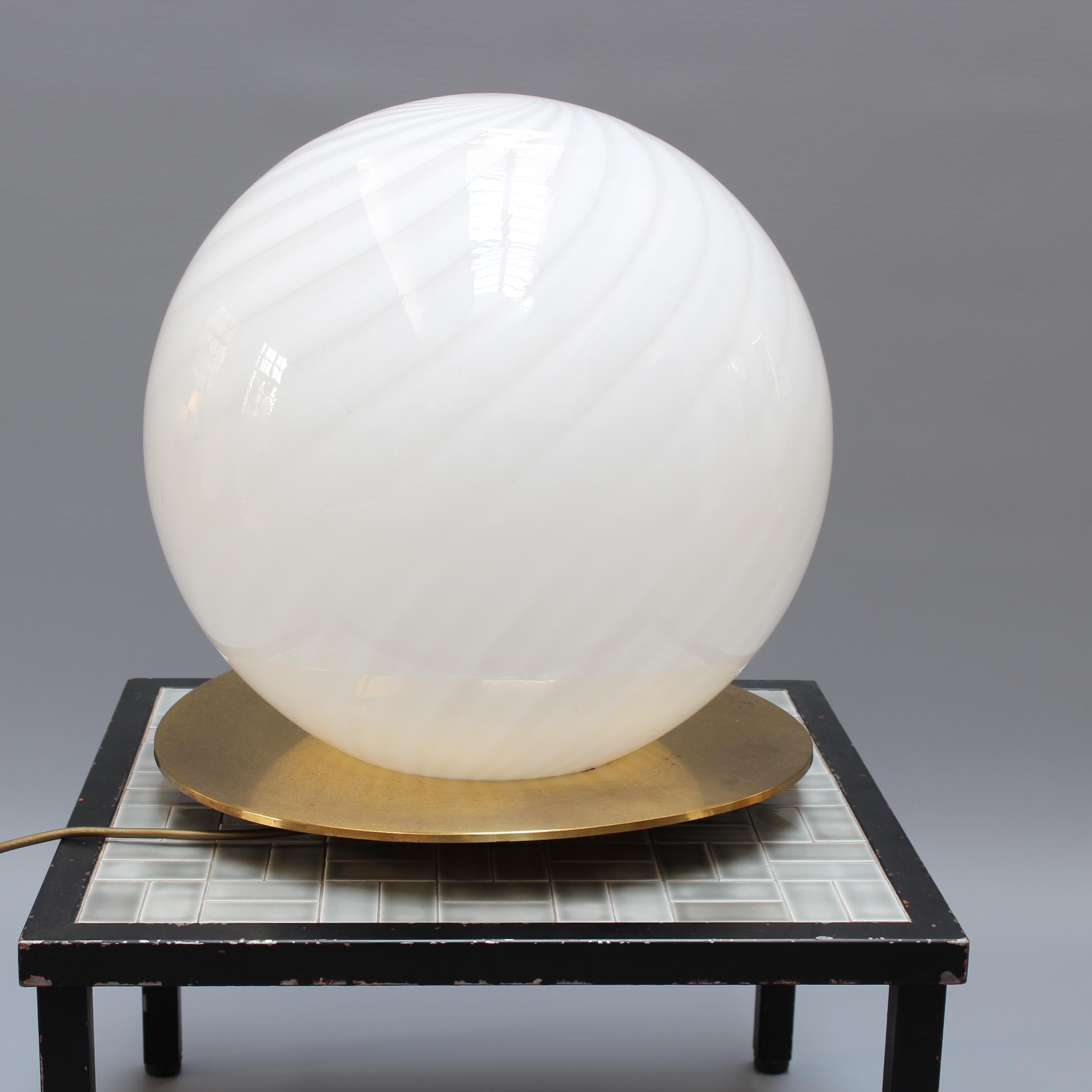 Vintage Italian Murano Glass Globe Table Lamp 'circa 1970s', Large 4