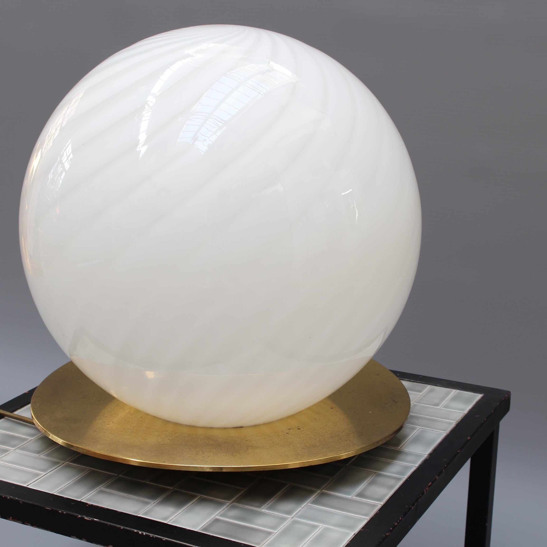 Vintage Italian Murano Glass Globe Table Lamp 'circa 1970s', Large 6