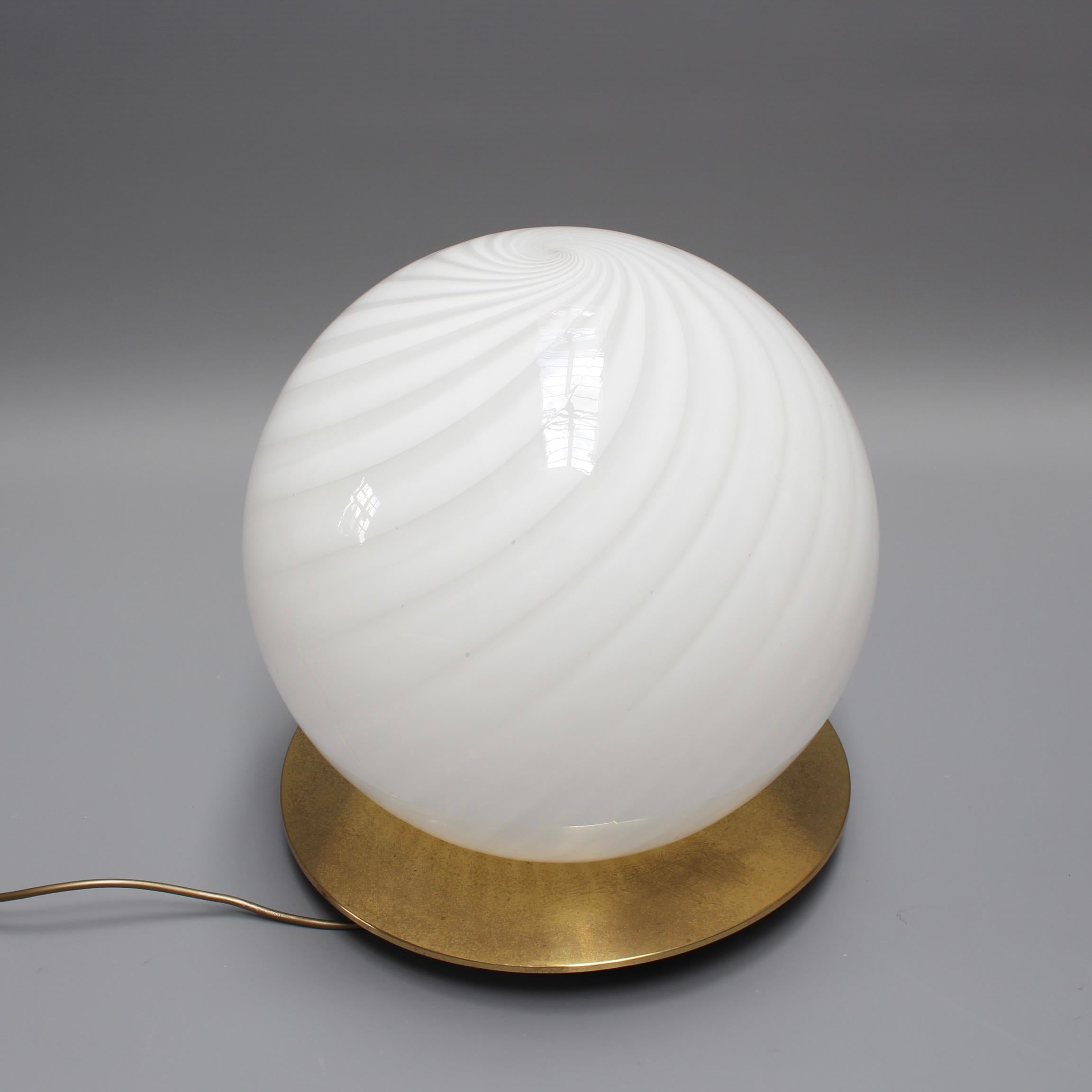 Late 20th Century Vintage Italian Murano Glass Globe Table Lamp 'circa 1970s', Large