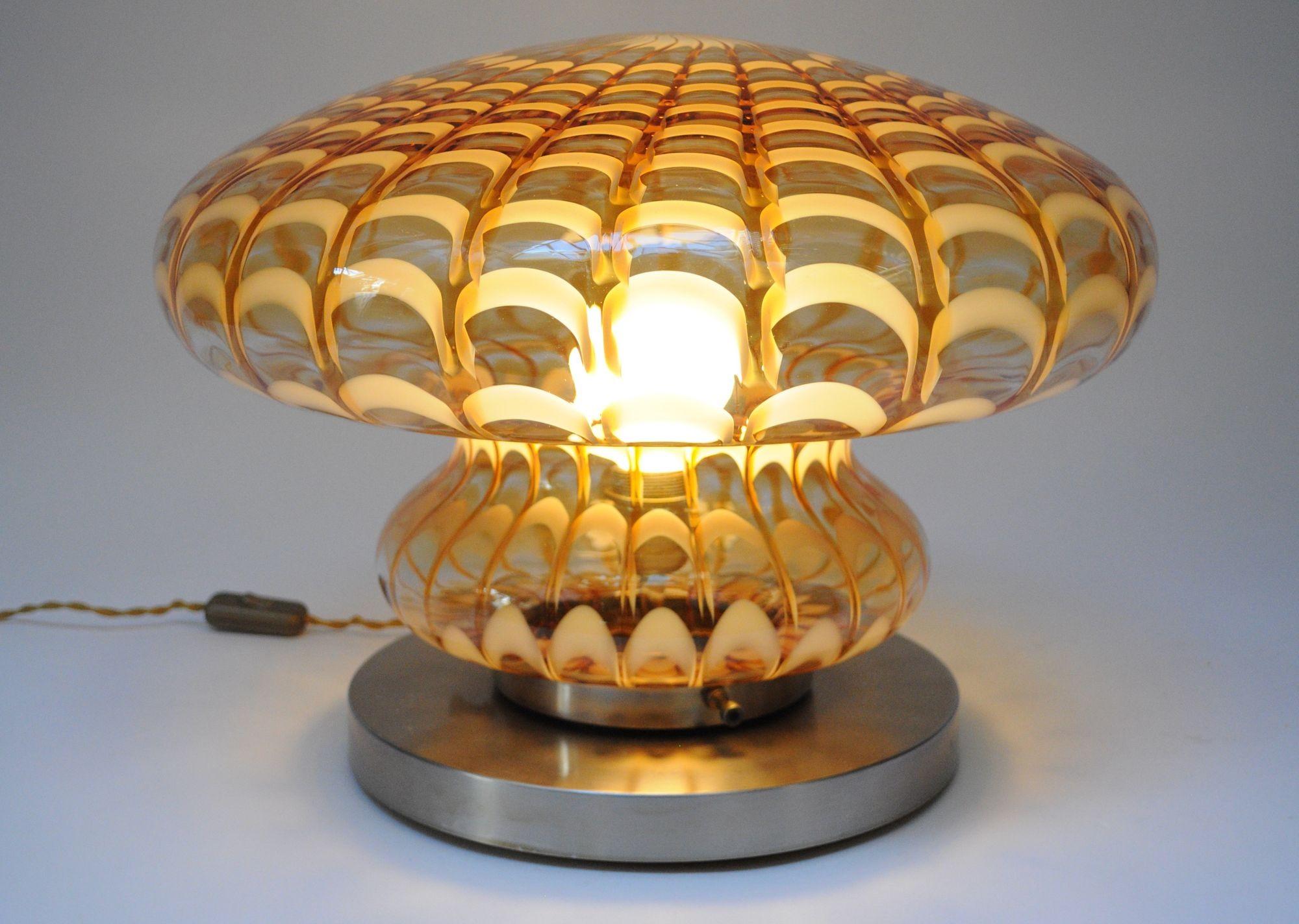 Late 20th Century Vintage Italian Murano Glass Mushroom Form Table Lamp on Aluminum Base For Sale