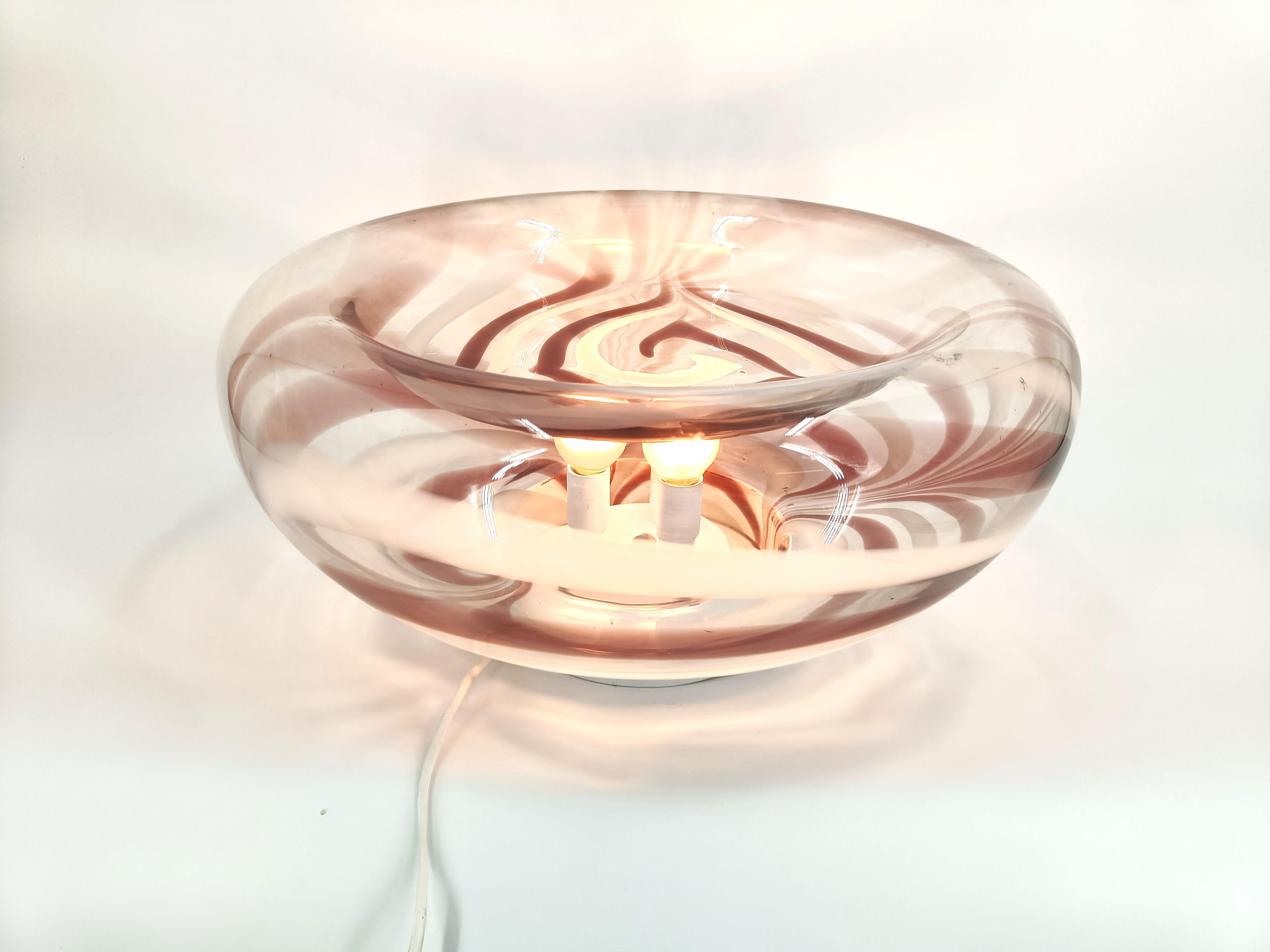 Vintage Italian Murano Glas Tischlampe zugeschrieben AV Mazzega, 1970er Jahre im Angebot 1
