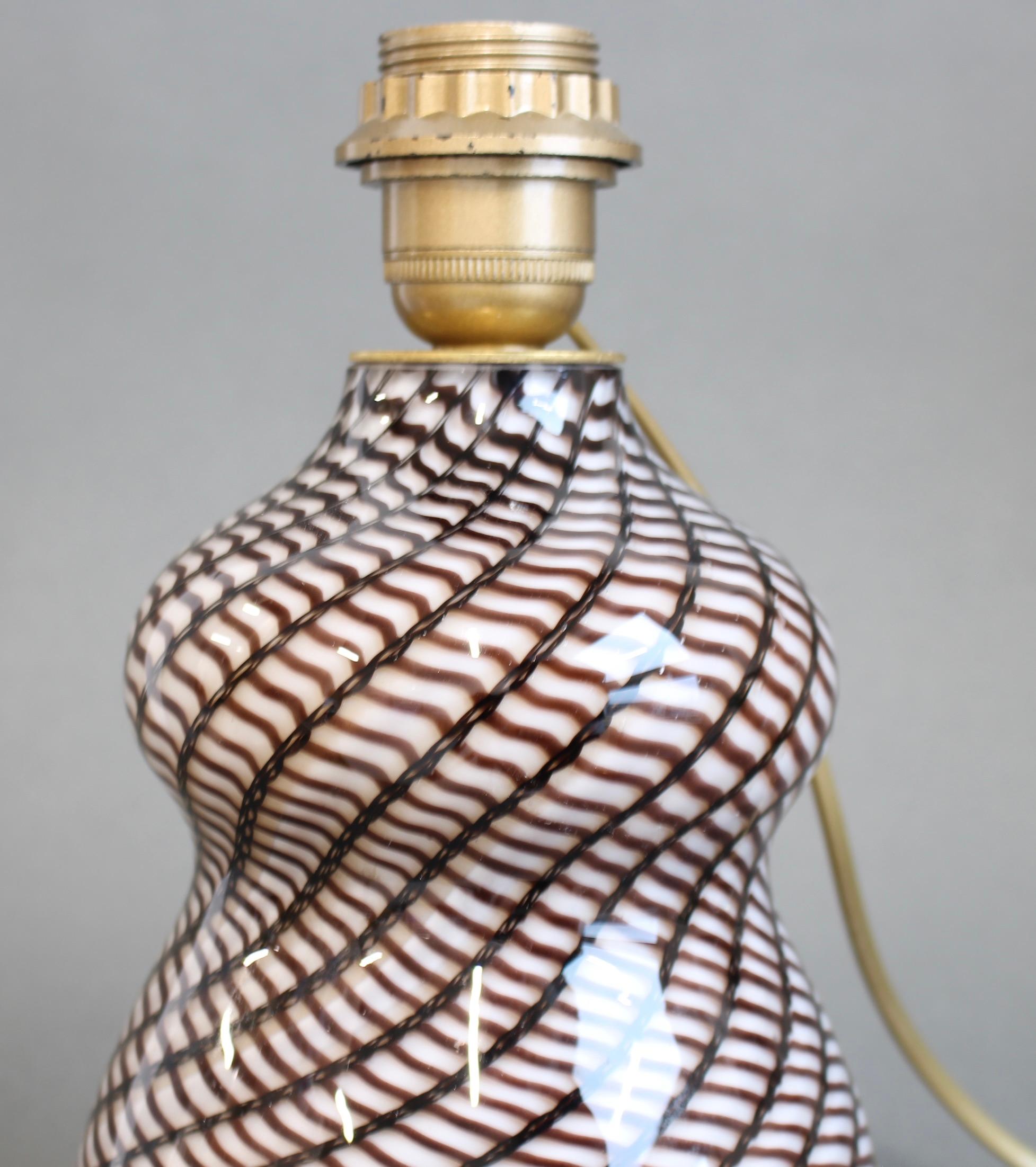 Vintage Italian Glass Tischlampe aus Murano-Glas (ca. 1970er Jahre) im Angebot 4