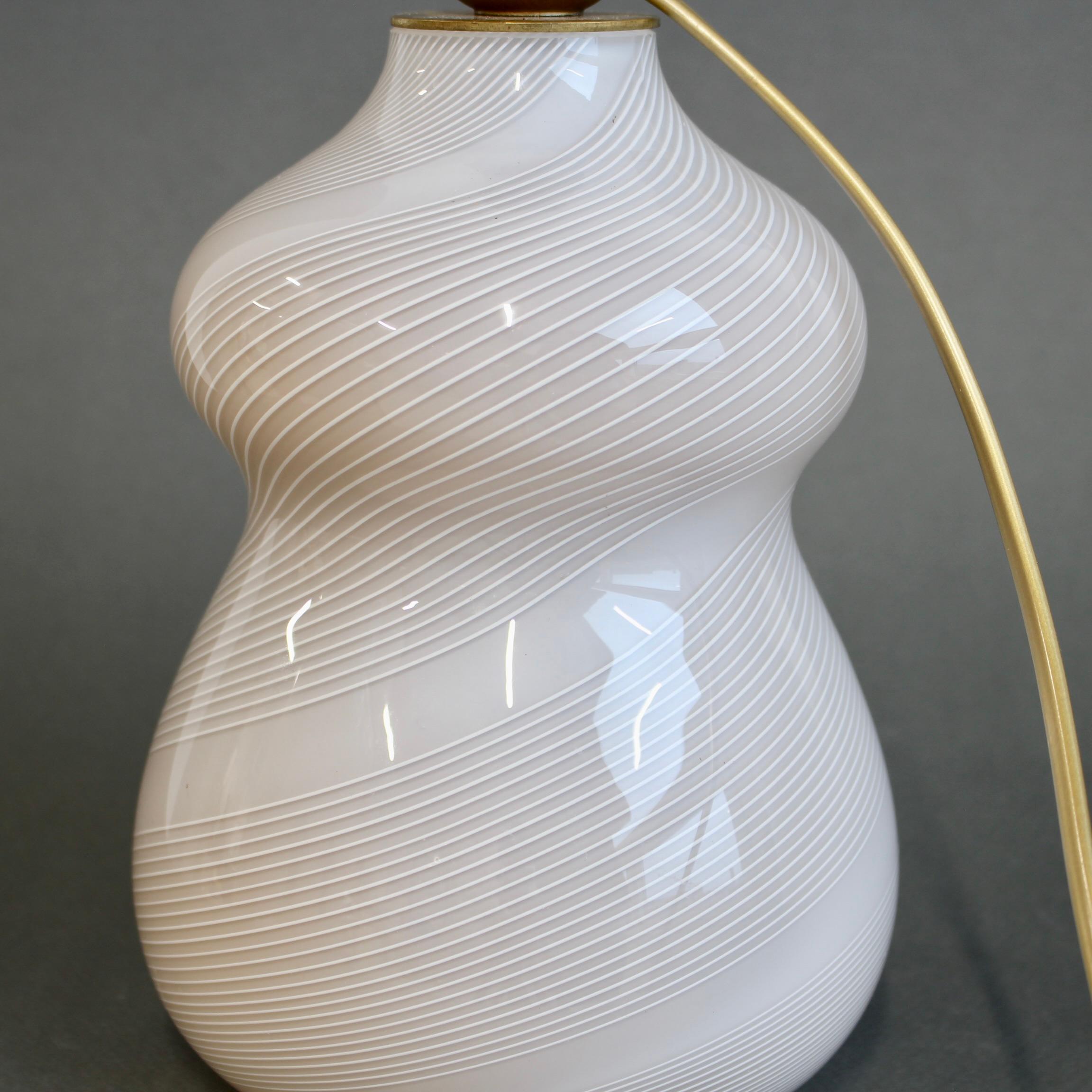 Vintage Italian Glass Tischlampe aus Murano-Glas (ca. 1970er Jahre) im Angebot 5