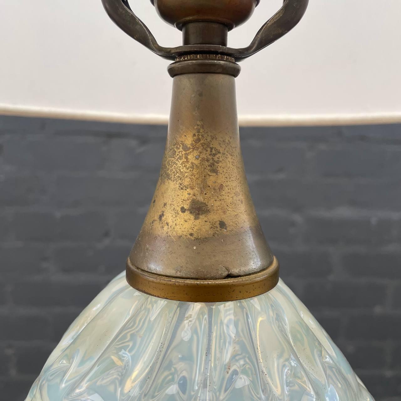 Vintage Italian Murano Glass Table Lamp with Brass Accent For Sale 1