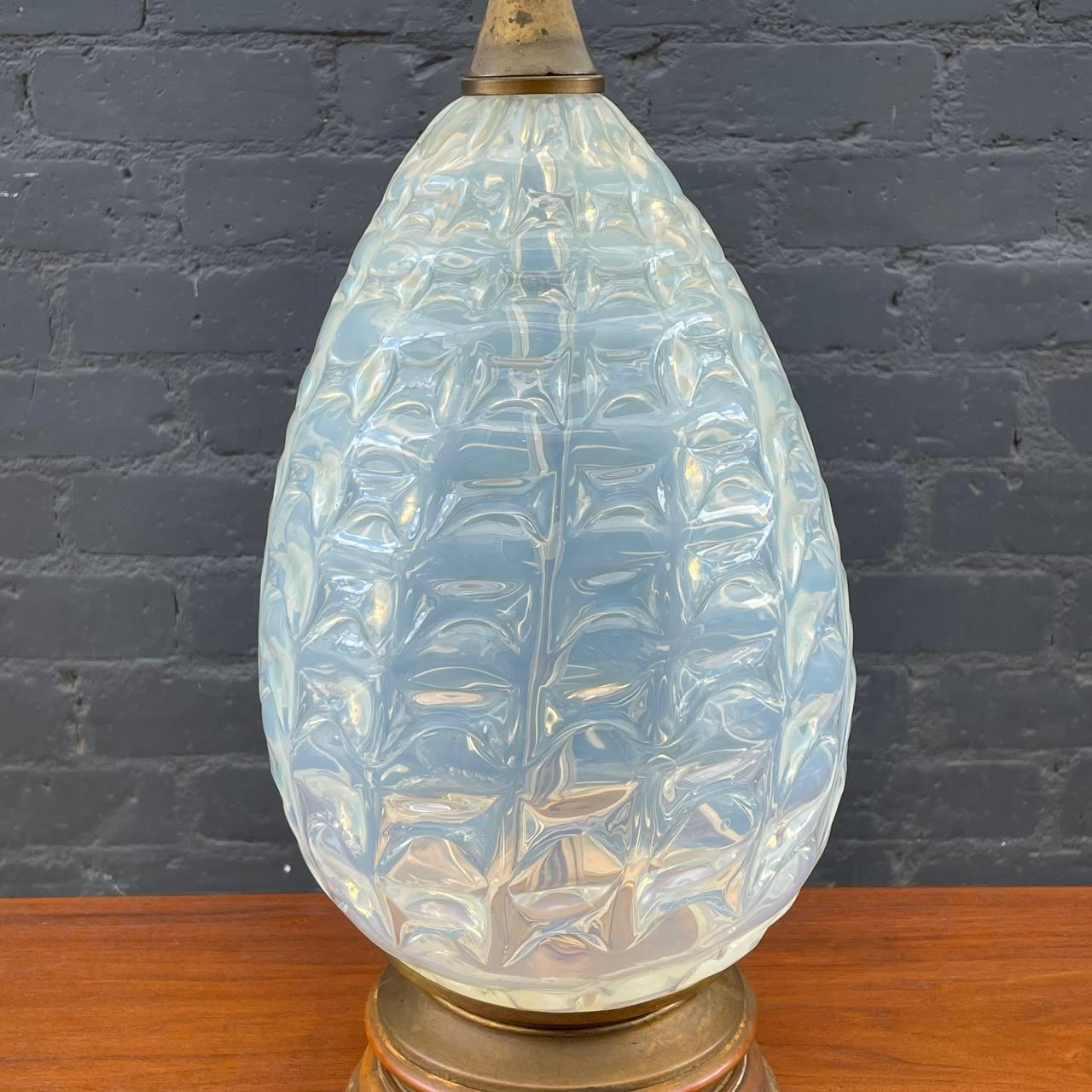 Vintage Italian Murano Glass Table Lamp with Brass Accent For Sale 2