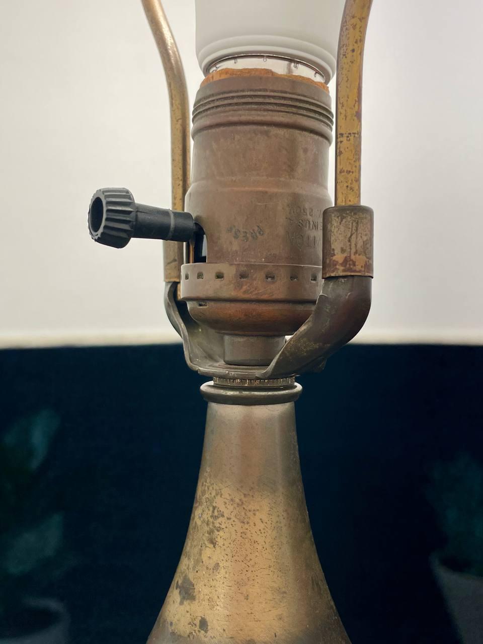 Vintage Italian Murano Glass Table Lamp with Brass Accent For Sale 1
