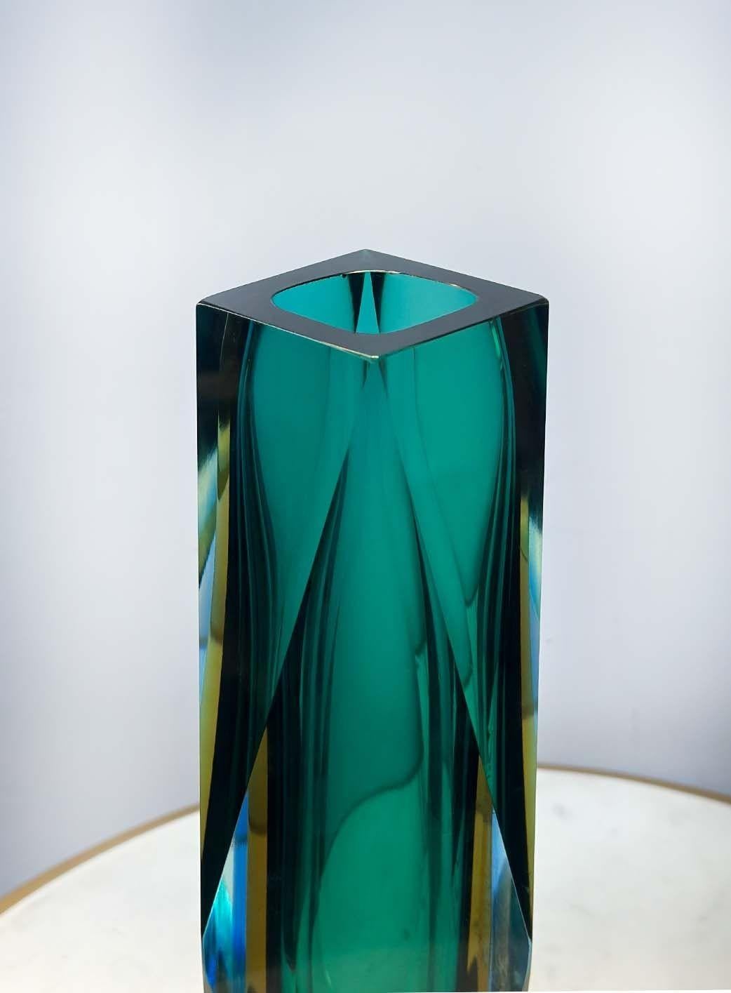 Vintage Italian Murano Glass Vase, c. 1960's In Good Condition For Sale In Los Angeles, CA