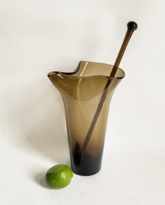 Pichet à cocktail vintage en verre fumé de Murano (Italie) avec agitateur en verre d'origine