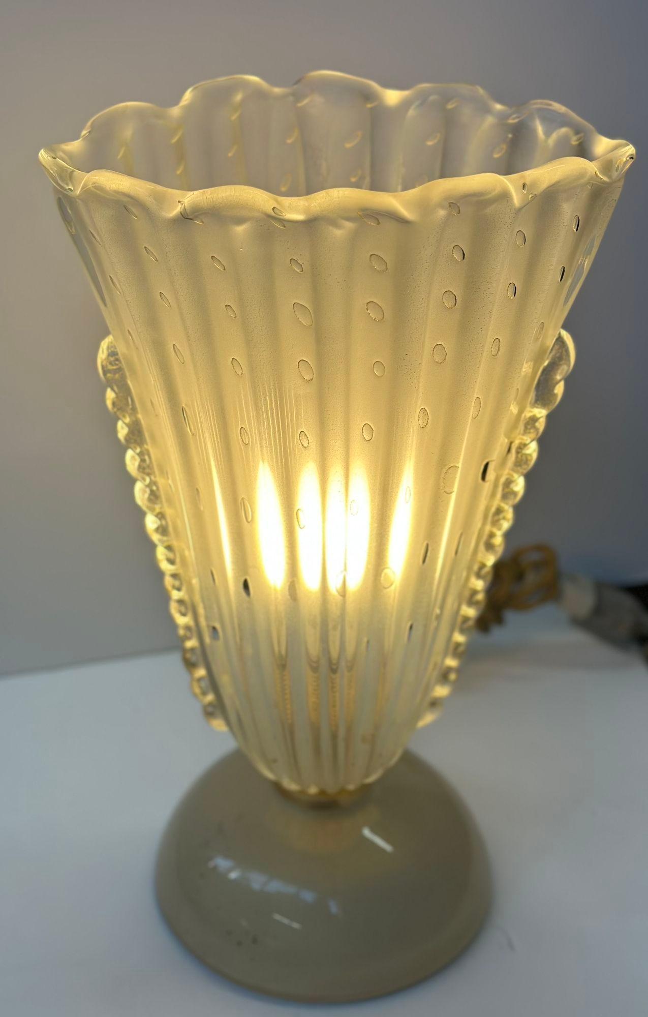 Vintage Italian Murano Table Lamp with Gold Flecks, c. 1970's In Good Condition For Sale In Los Angeles, CA