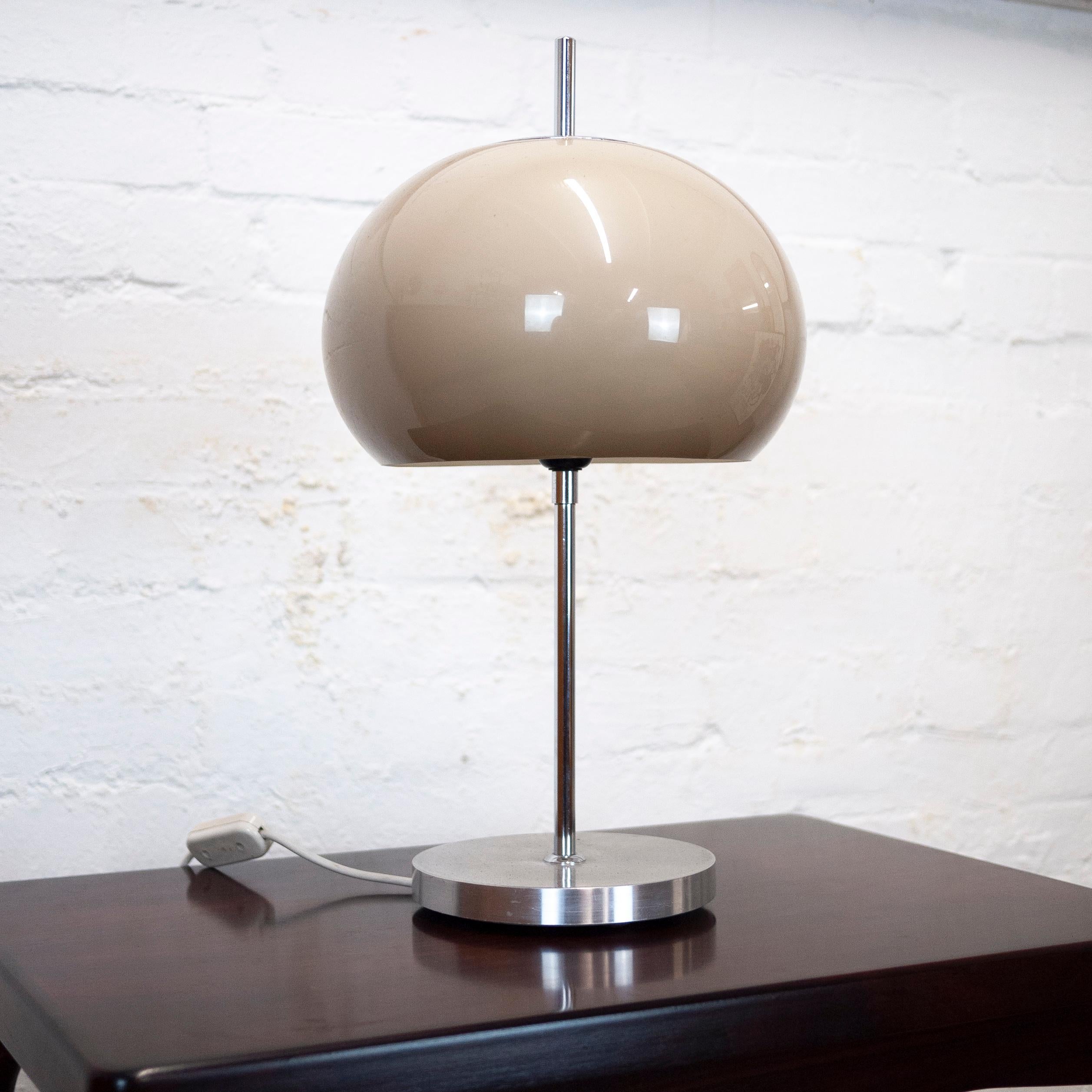 Vintage Italian Mushroom Shaped Desk Lamp by Prova, 1970s 1