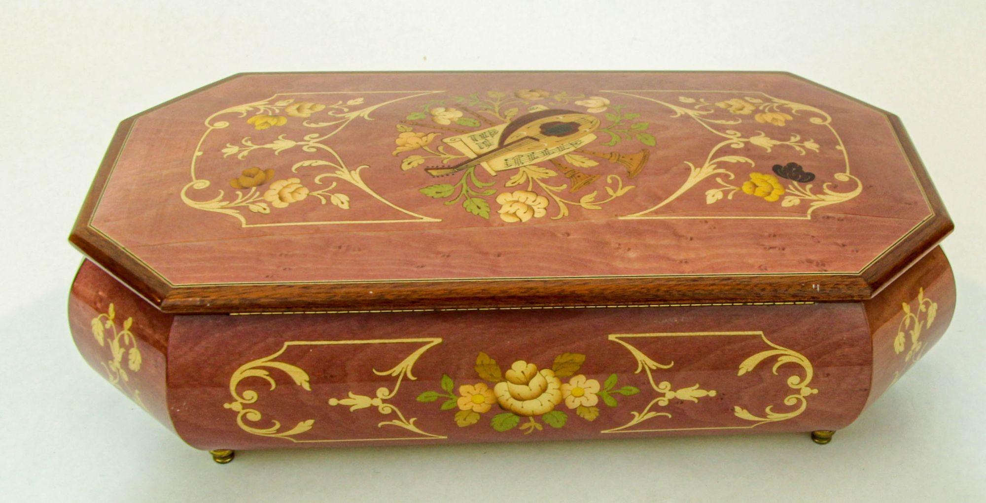 Vintage Italian Music Box Footed Wooden Inlaid Jewelry Box Made in Italy For Sale 5