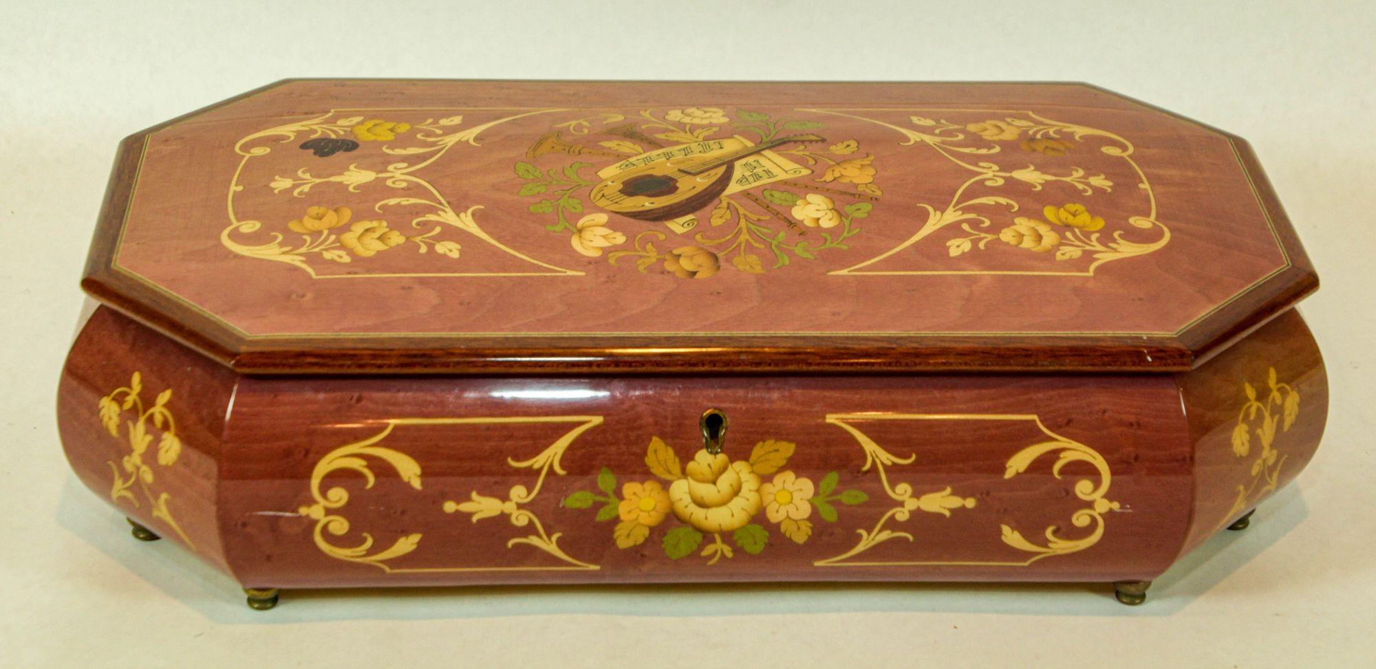 20th Century Vintage Italian Music Box Footed Wooden Inlaid Jewelry Box Made in Italy For Sale