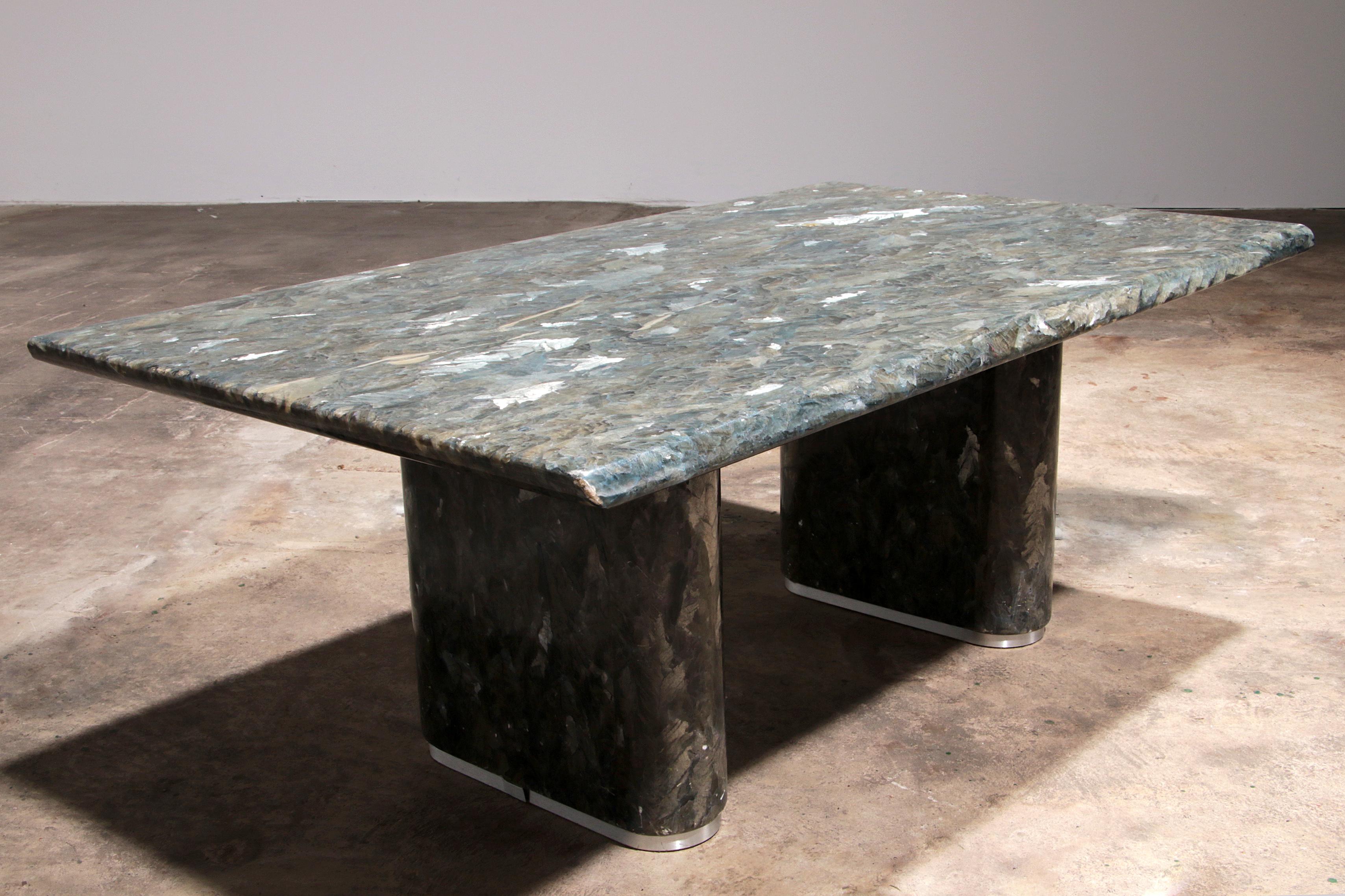 Vintage Italian natural stone Coffee Table – Elegant Long Design For Sale 2