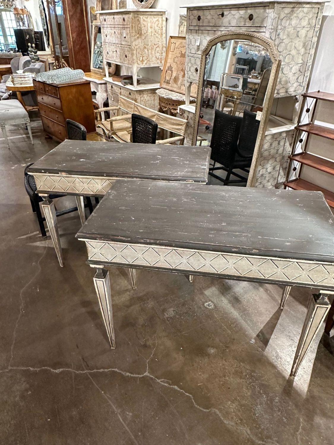 Mid-20th Century Vintage Italian Neo-Classical Console